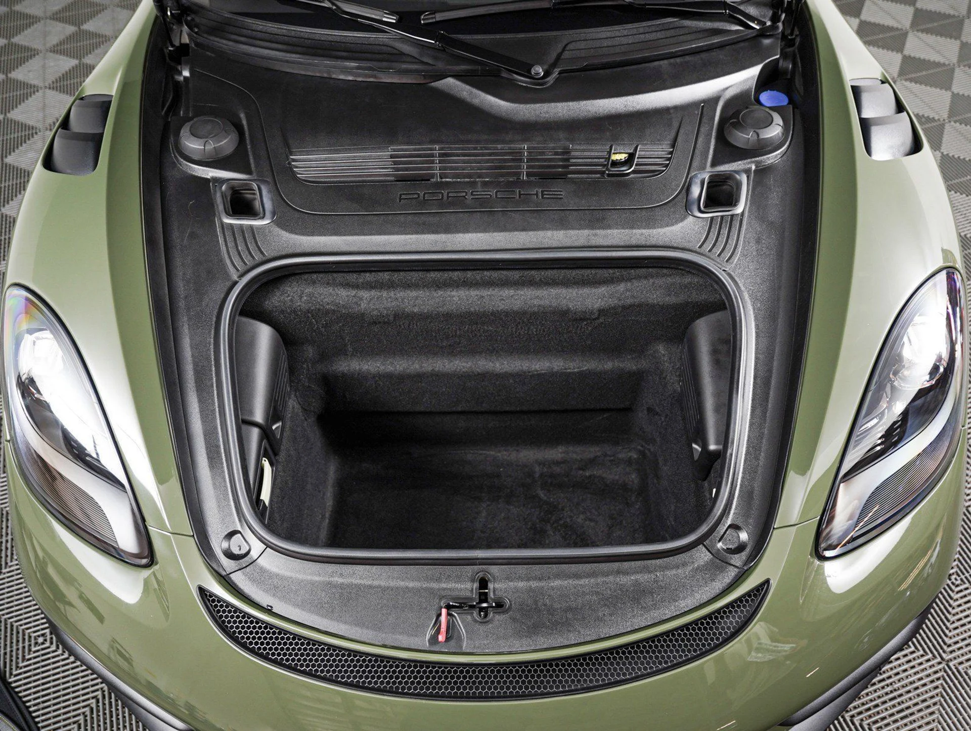 mph025_961495076_da924ccd6a2db598589302c100adee82_2ee63195b2