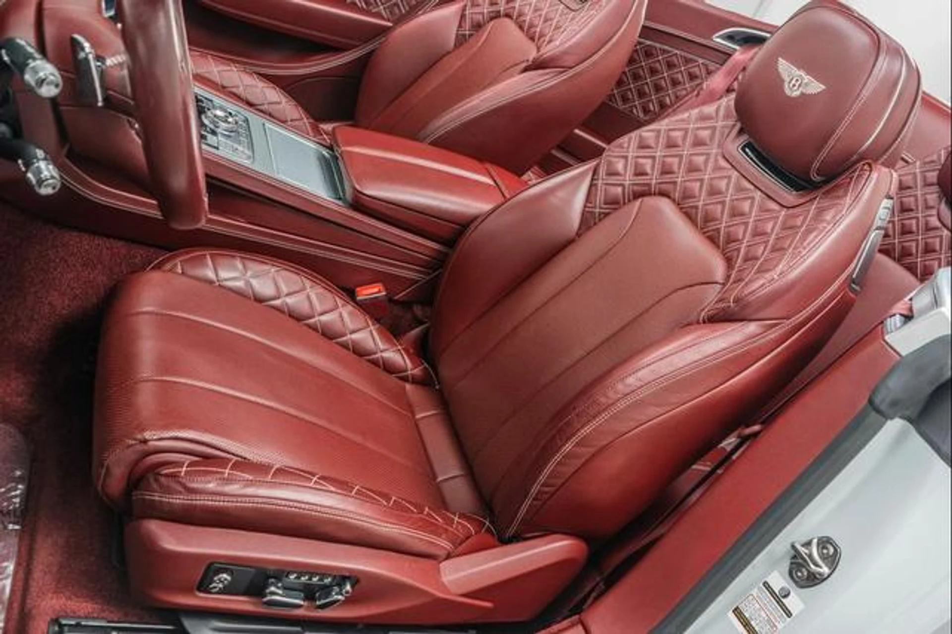 mph025_963042158_78n_Mpd9_Cg_S_Mcq_DCFNH_Rmo_Jn_Qz_Rk_706322b687