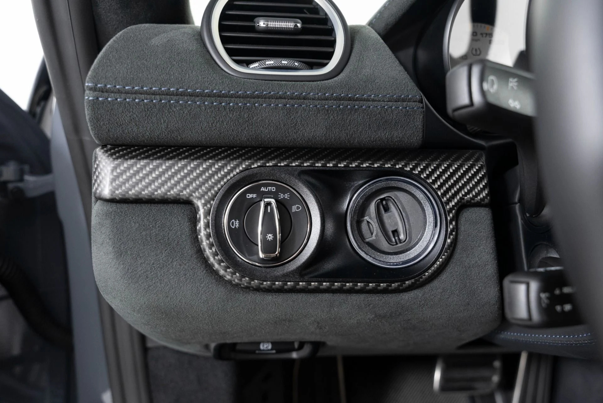 mph025_96451120_Used_2024_Porsche_718_Cayman_GT_4_RS_1756417617_32d1ce299d