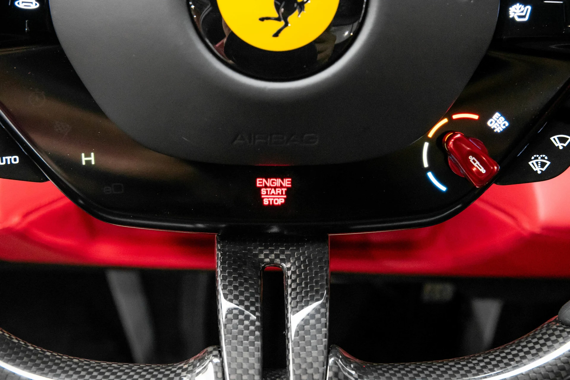 mph025_966094039_cb3f4b0d2c8443689d9378321bacfff4_bb28f12789