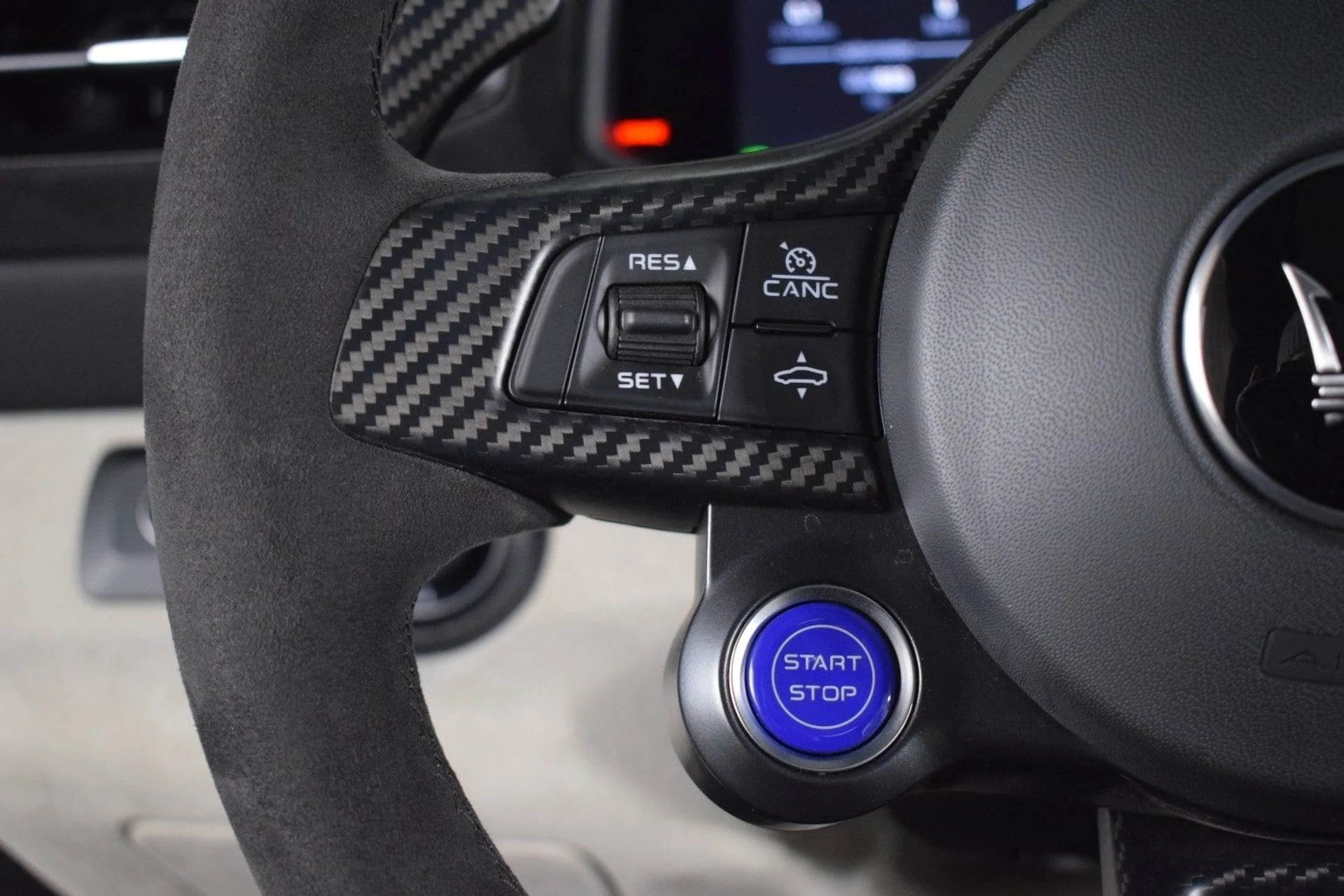 mph025_967973778_2b28c03c09941c25e710f7dc385f63a3x_3fde4fa97d