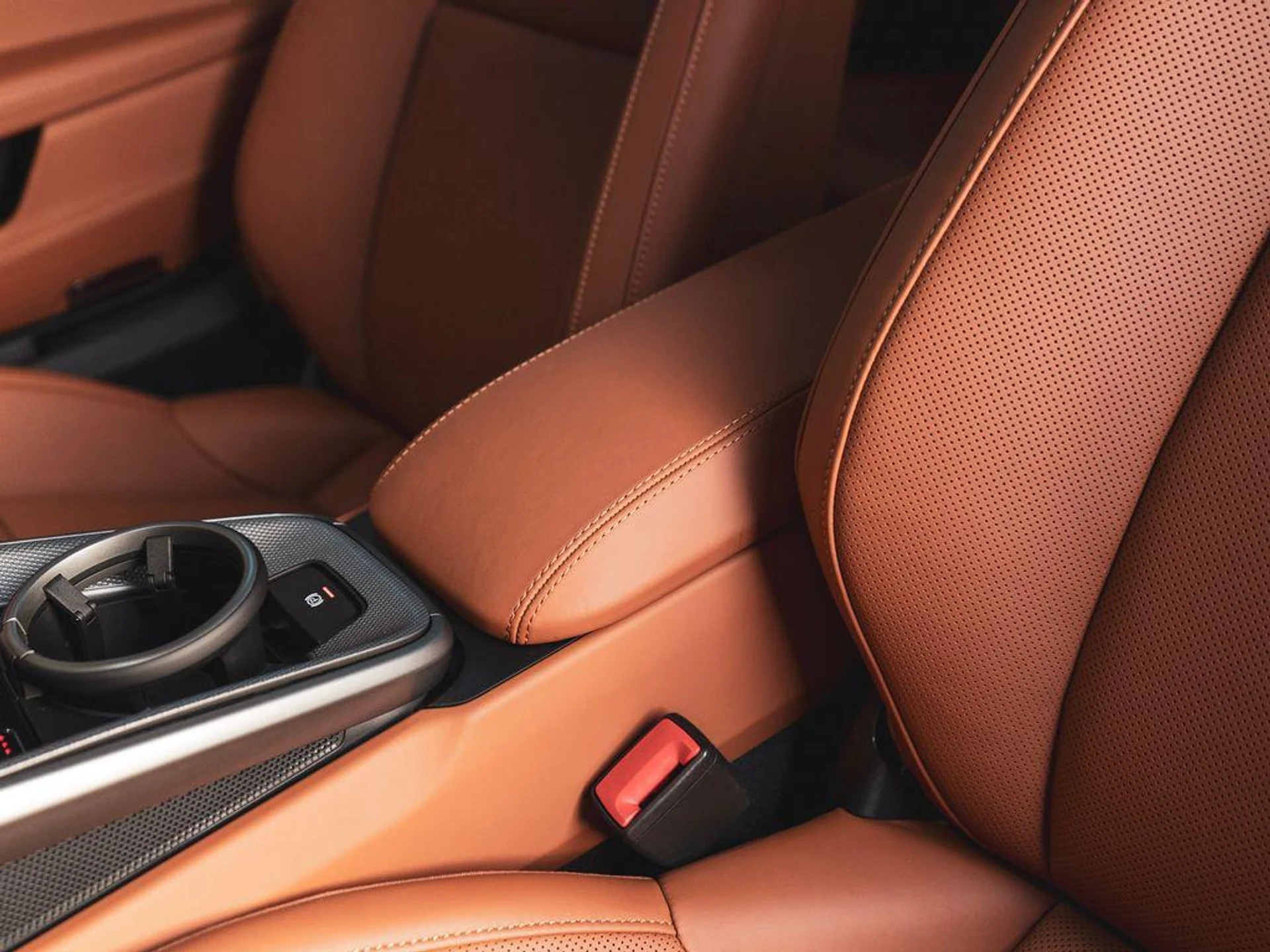 mph025_968382448_bv_V9_E_Lvk_Ep4_K25_Kikp_Q_Dhhq_Pv_Qc_ec90b039d1