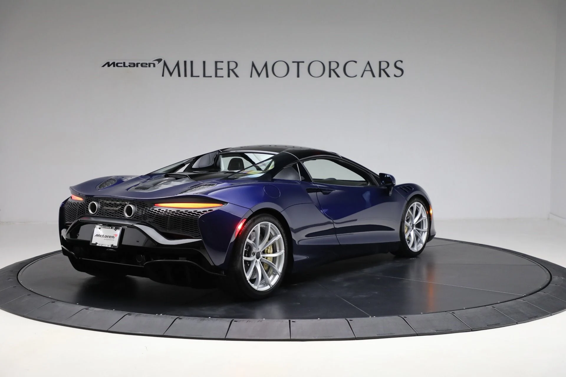 mph025_968865944_New_2025_Mc_Laren_Artura_Spider_Tech_Lux_d65bca0001