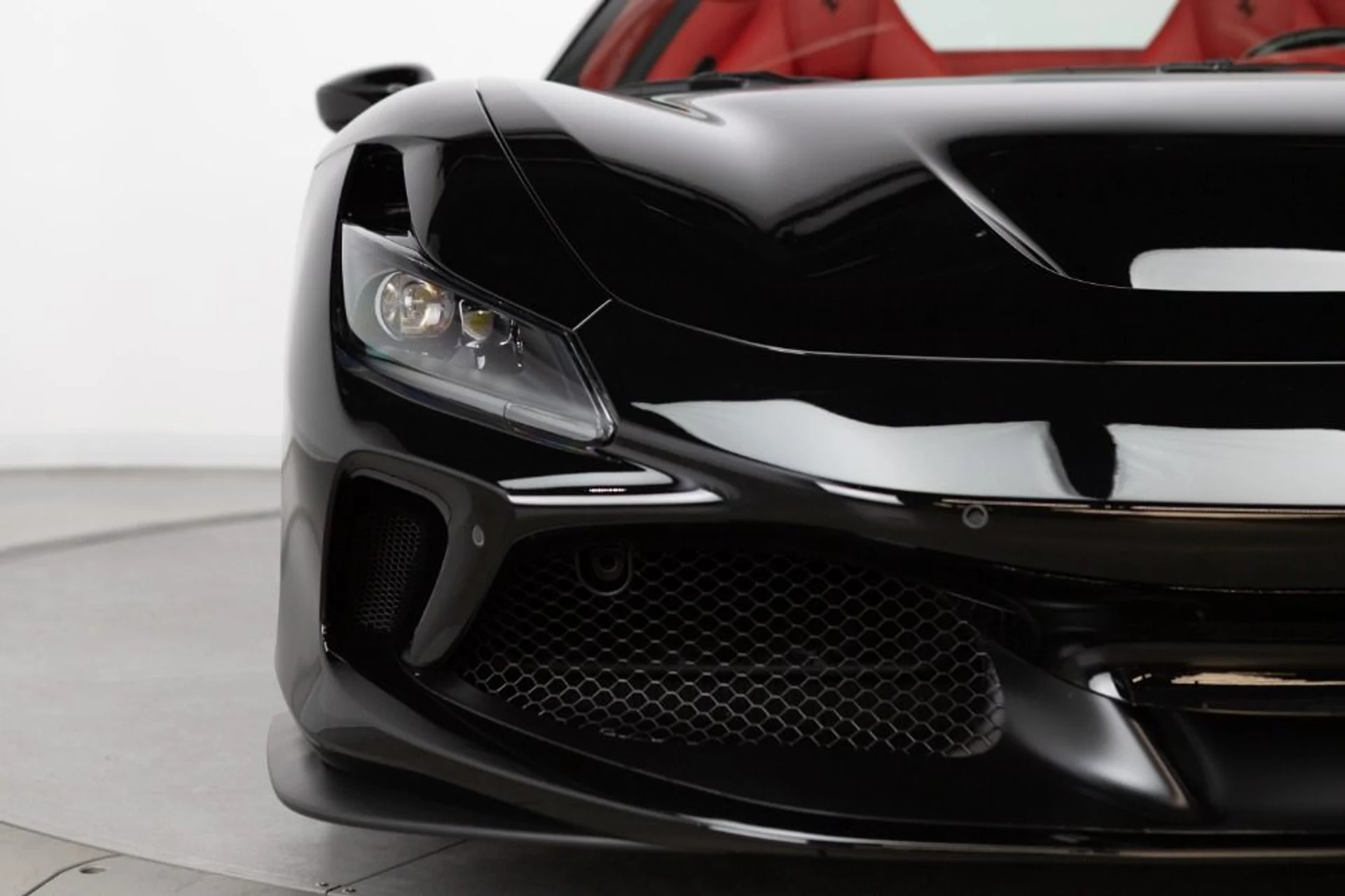 mph025_969455798_Used_2021_Ferrari_F8_Spider_137f1e2d1e