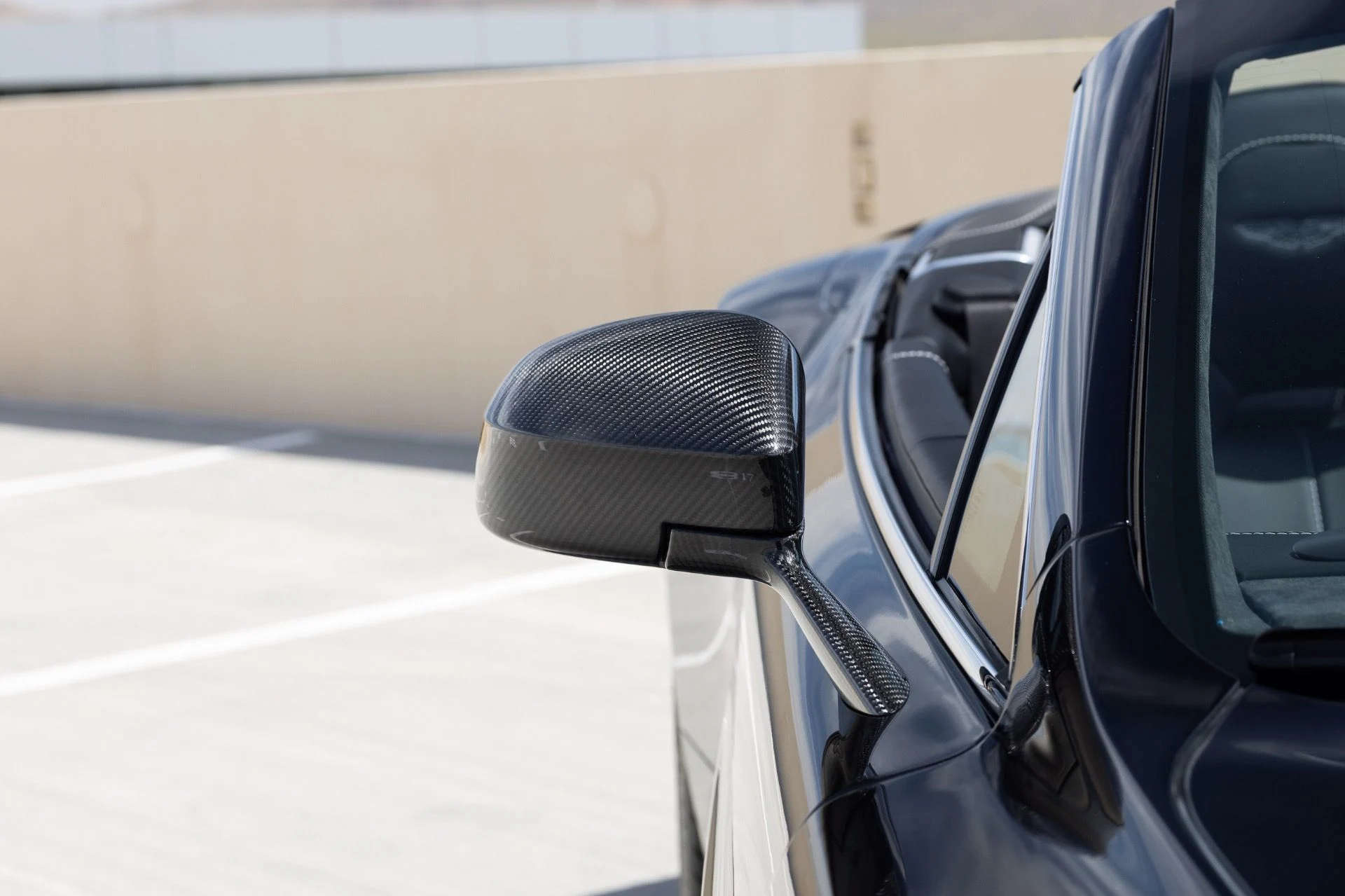 mph025_97336691_Used_2015_Aston_Martin_Vanquish_Volante_1776978035_c367503f60