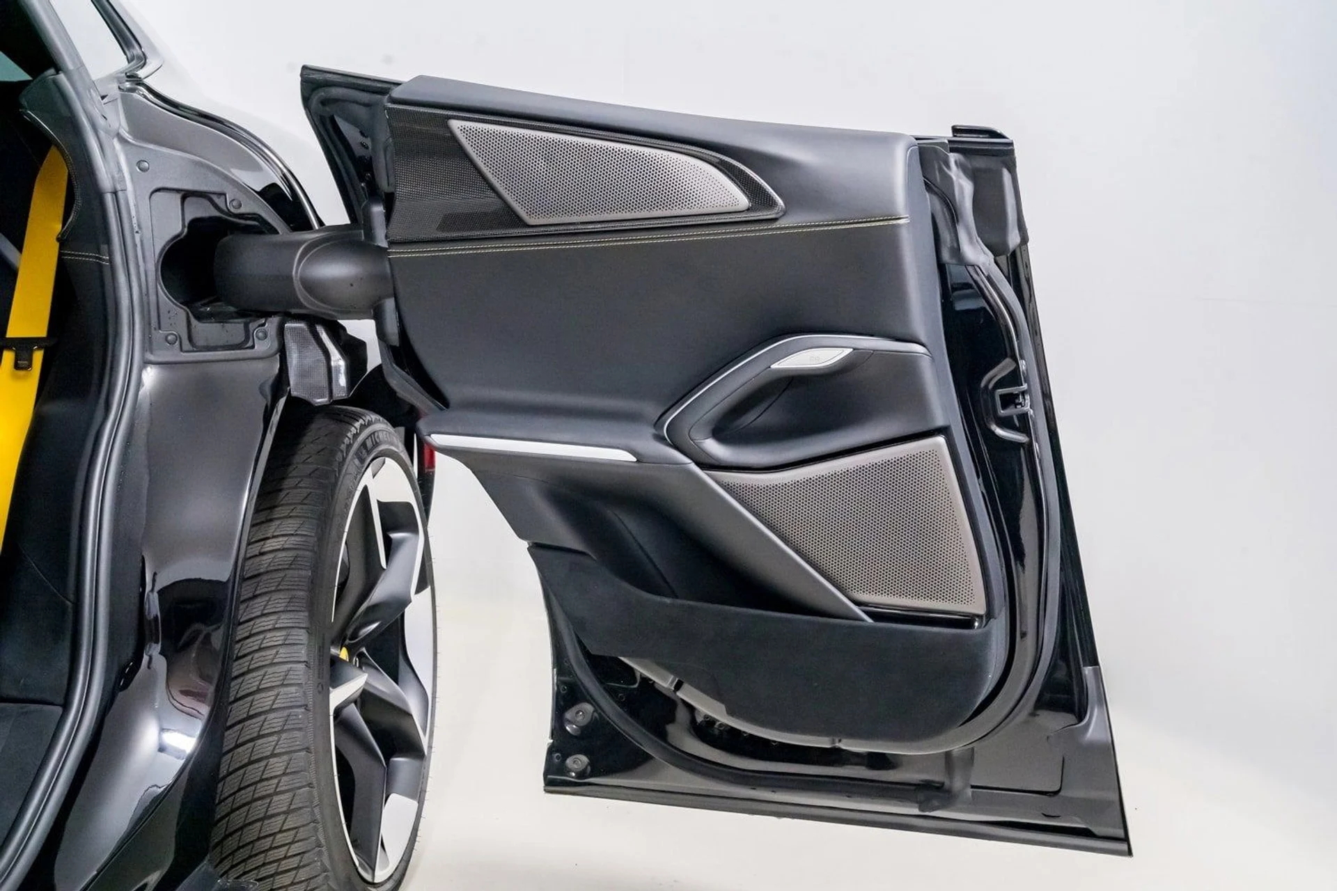 mph025_97529171_011d67415e4942caa244ccbf340c8a08_2f481f7da2