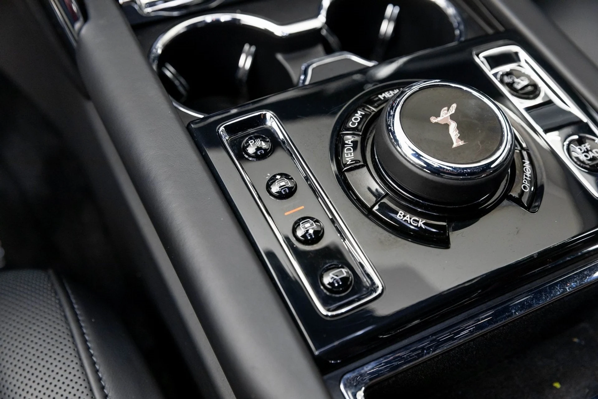 mph025_975644858_26_c072e46cc4