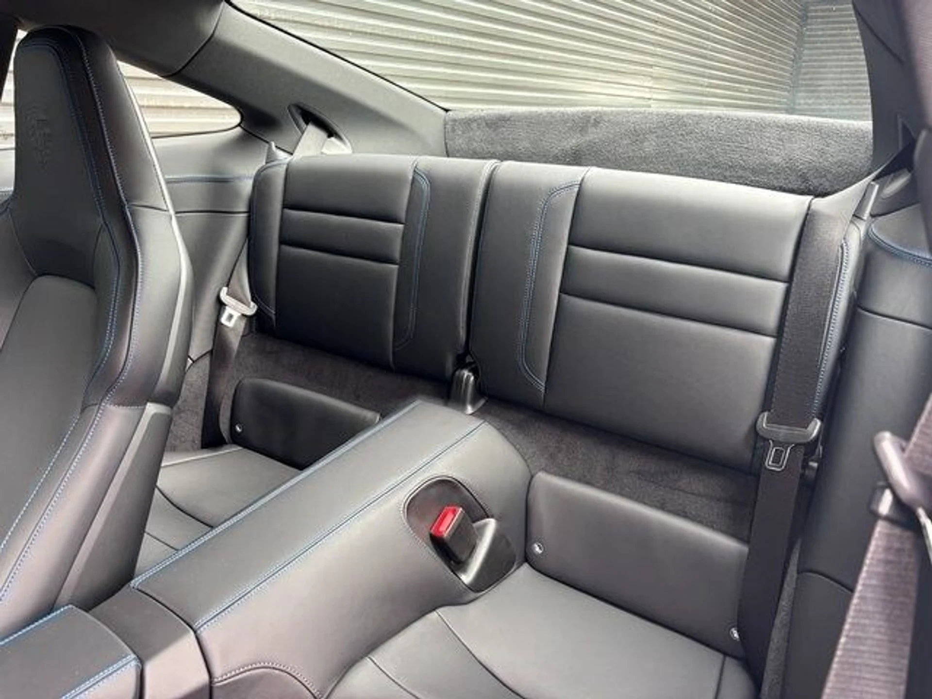 mph025_977606291_0394de687e99d32cd7f939bc1a214e15x_9f7ea333d2