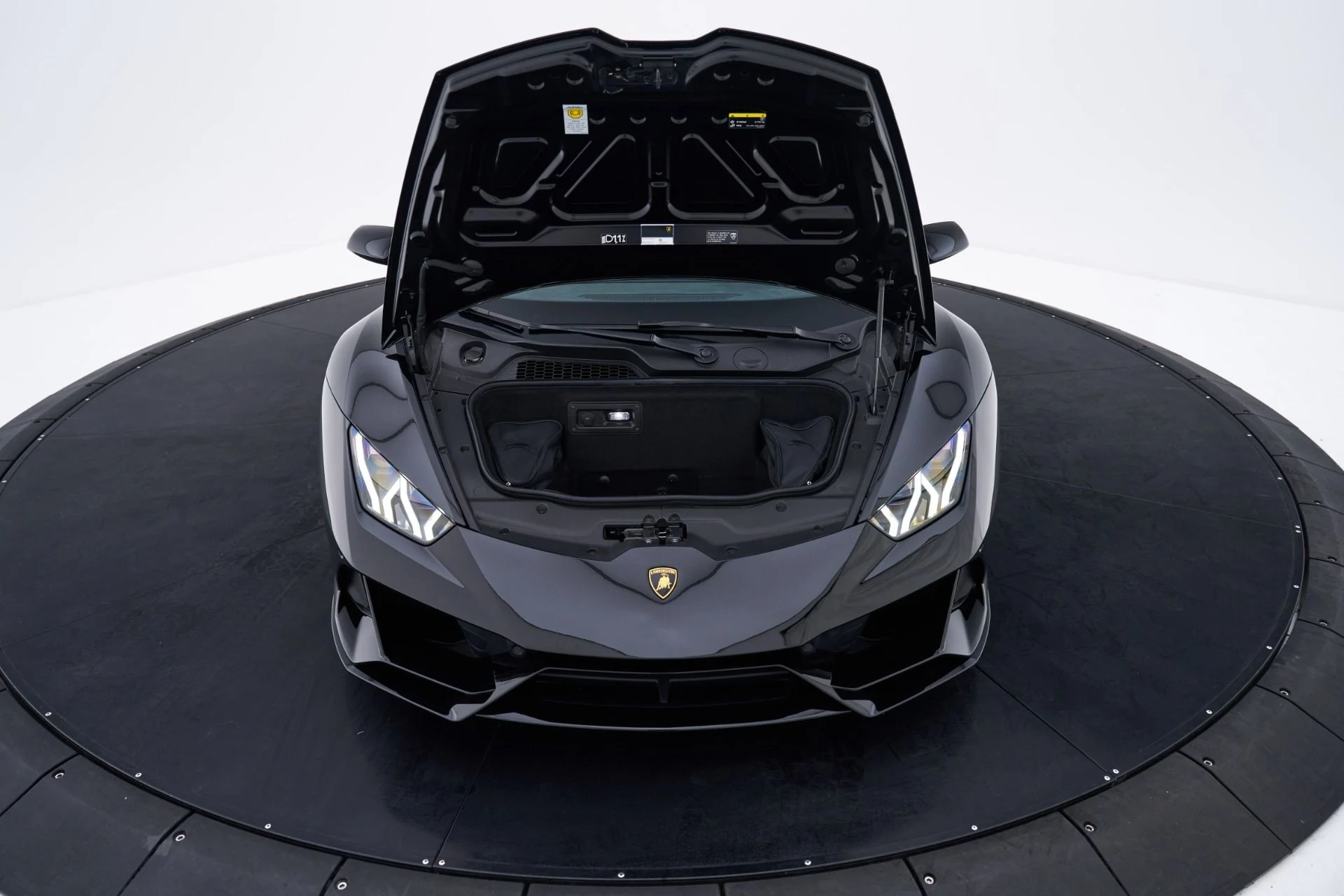 mph025_987717359_Used_2024_Lamborghini_Huracan_1793135558_3bd8f21f4f