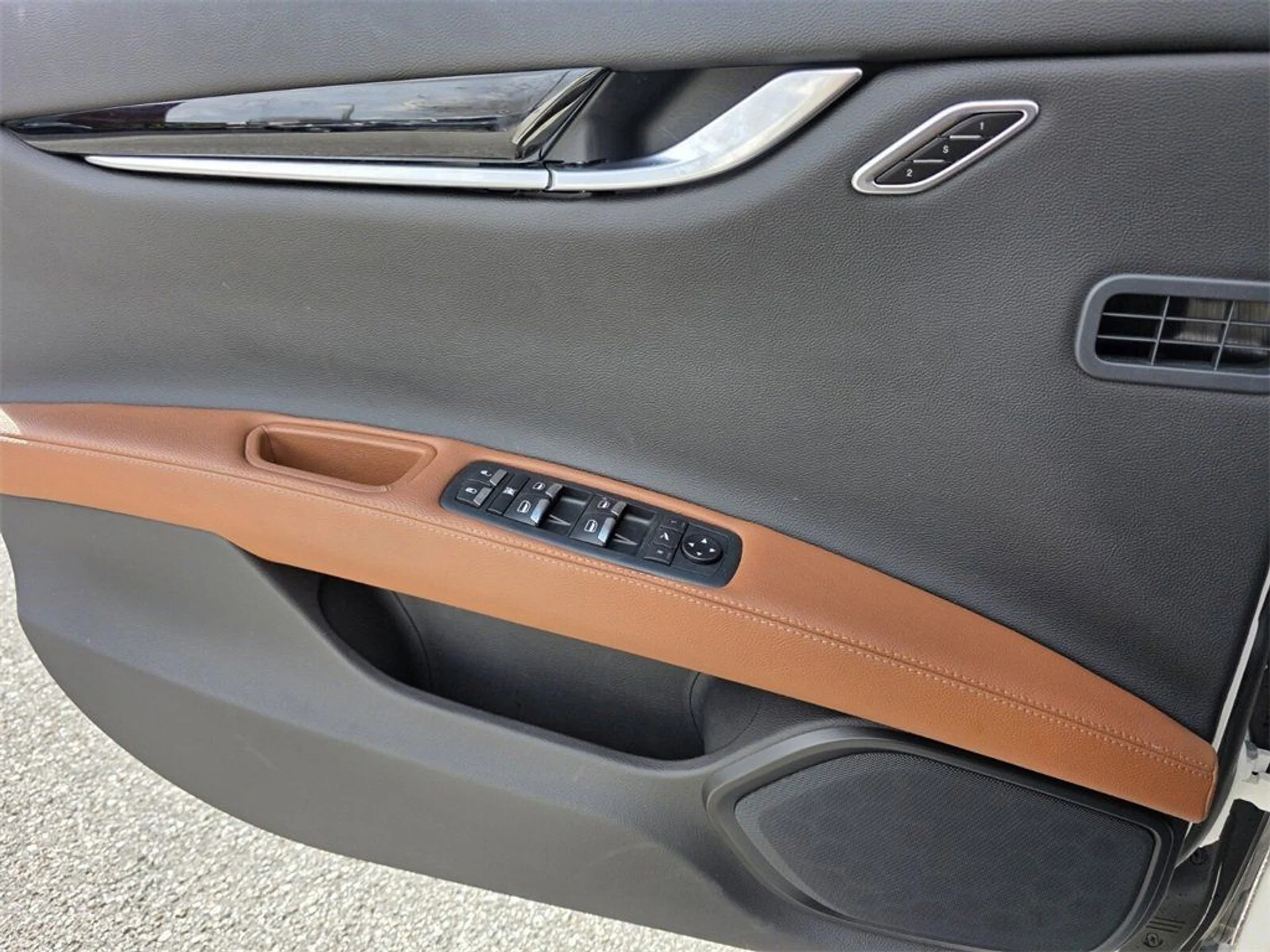 mph025_98892041_bdcb0365da67801ecef4fb0e1a66ab7e_406bf3df60