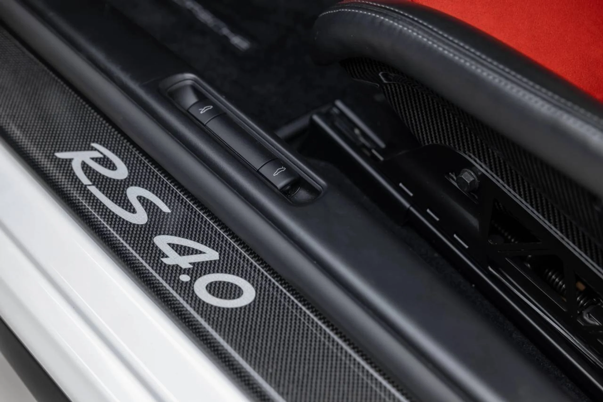 mph025_991337377_1280_80a5e9c248