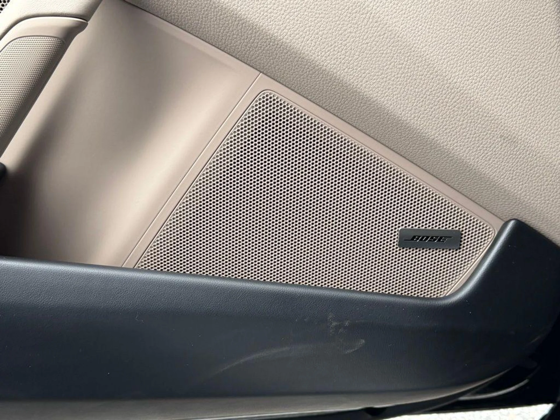 mph025_997888528_cjirtg_B9_Yliz8f_Xz_A_Az_E6o17_EU_6737c080c6