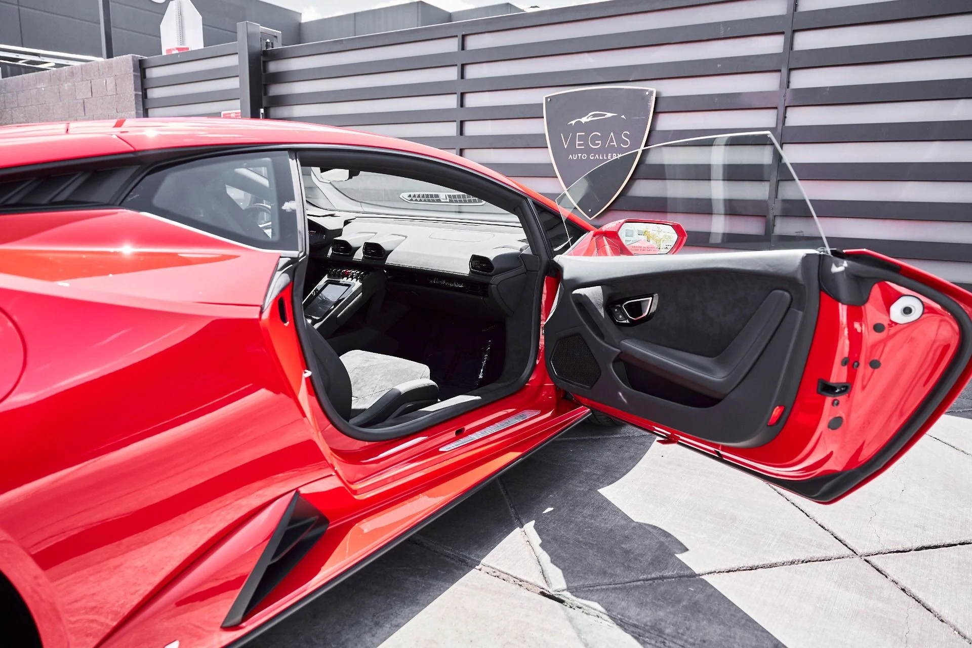 mph026_1009960450_Used_2023_Lamborghini_Huracan_Tecnica_1780102863_ad42c920c2