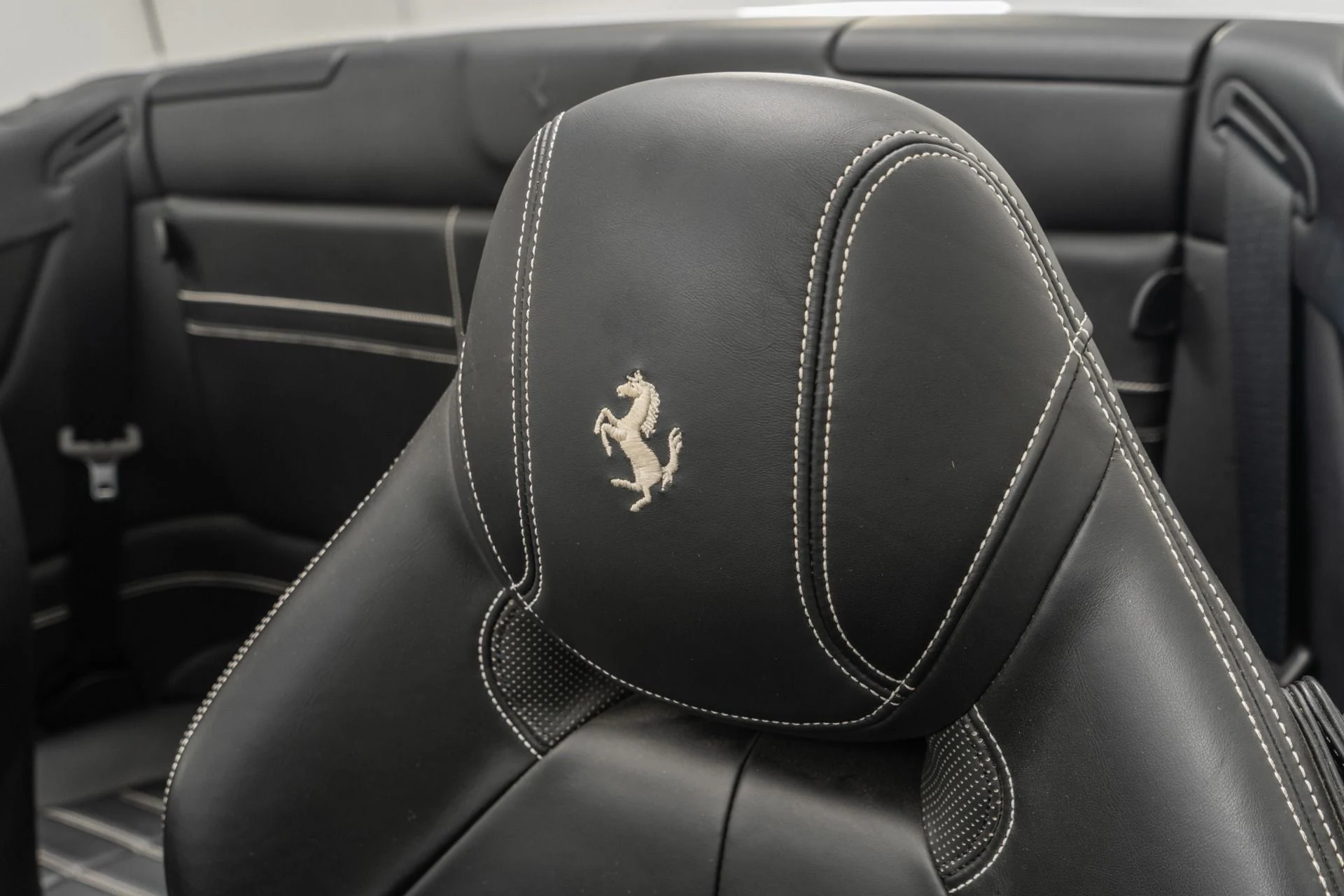 mph026_10117081_Used_2015_Ferrari_California_T_1753996459_60ccba3b11