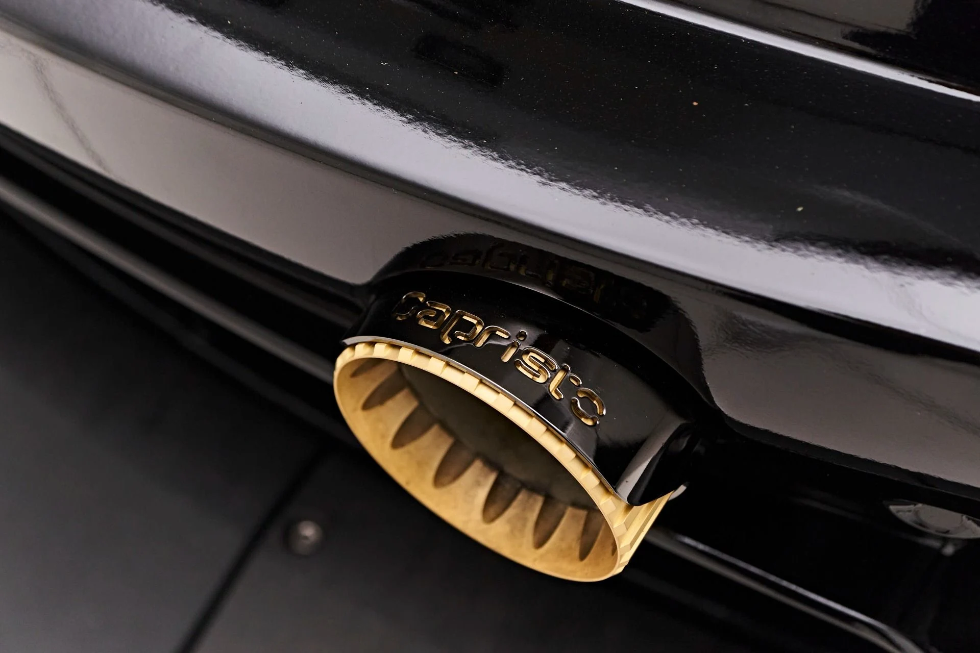 mph026_1013537547_Used_2023_Maserati_MC_20_Base_1721243405_1ef9815ce6