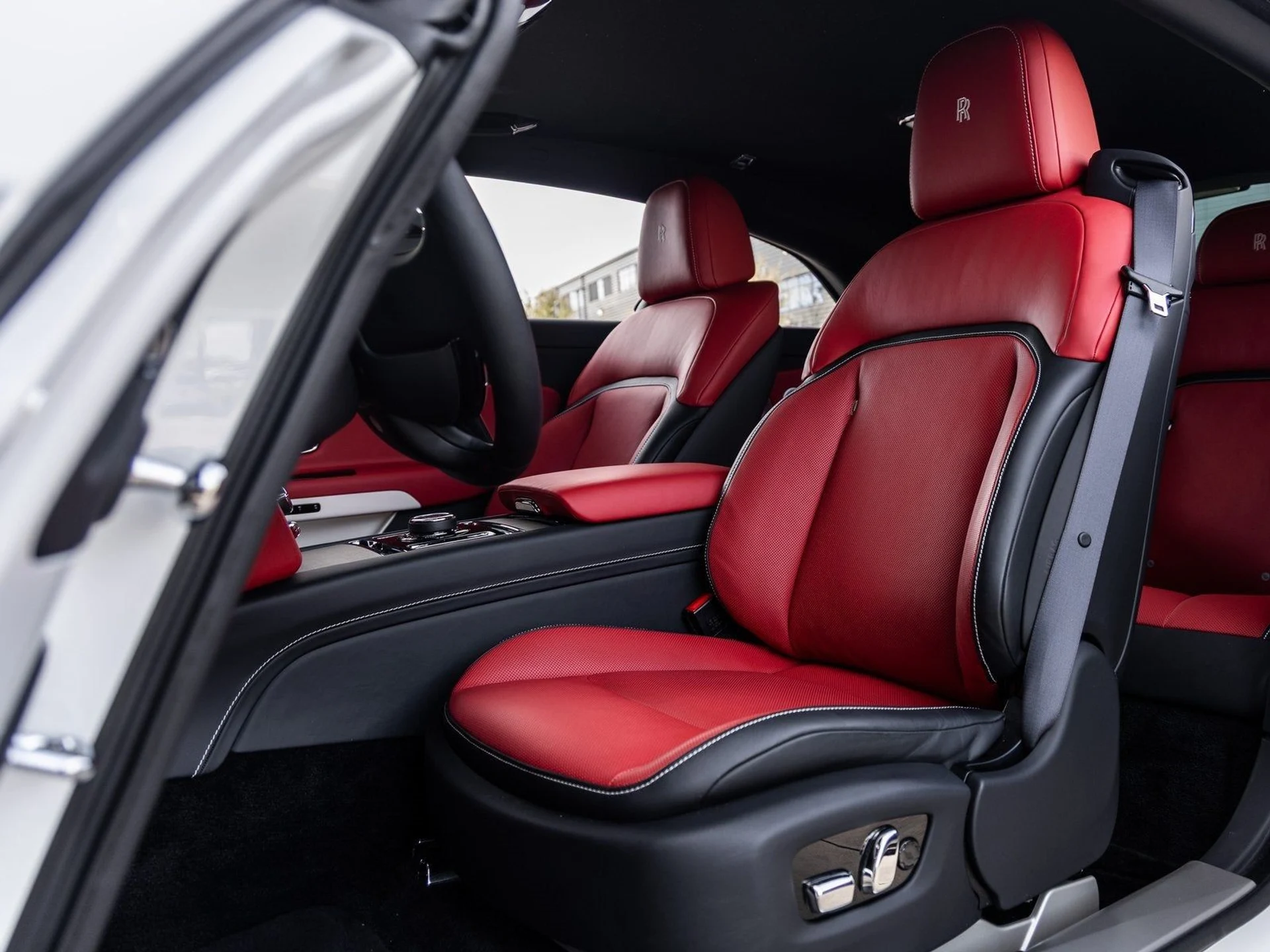 mph026_1016173887_27_d6a23e32c0