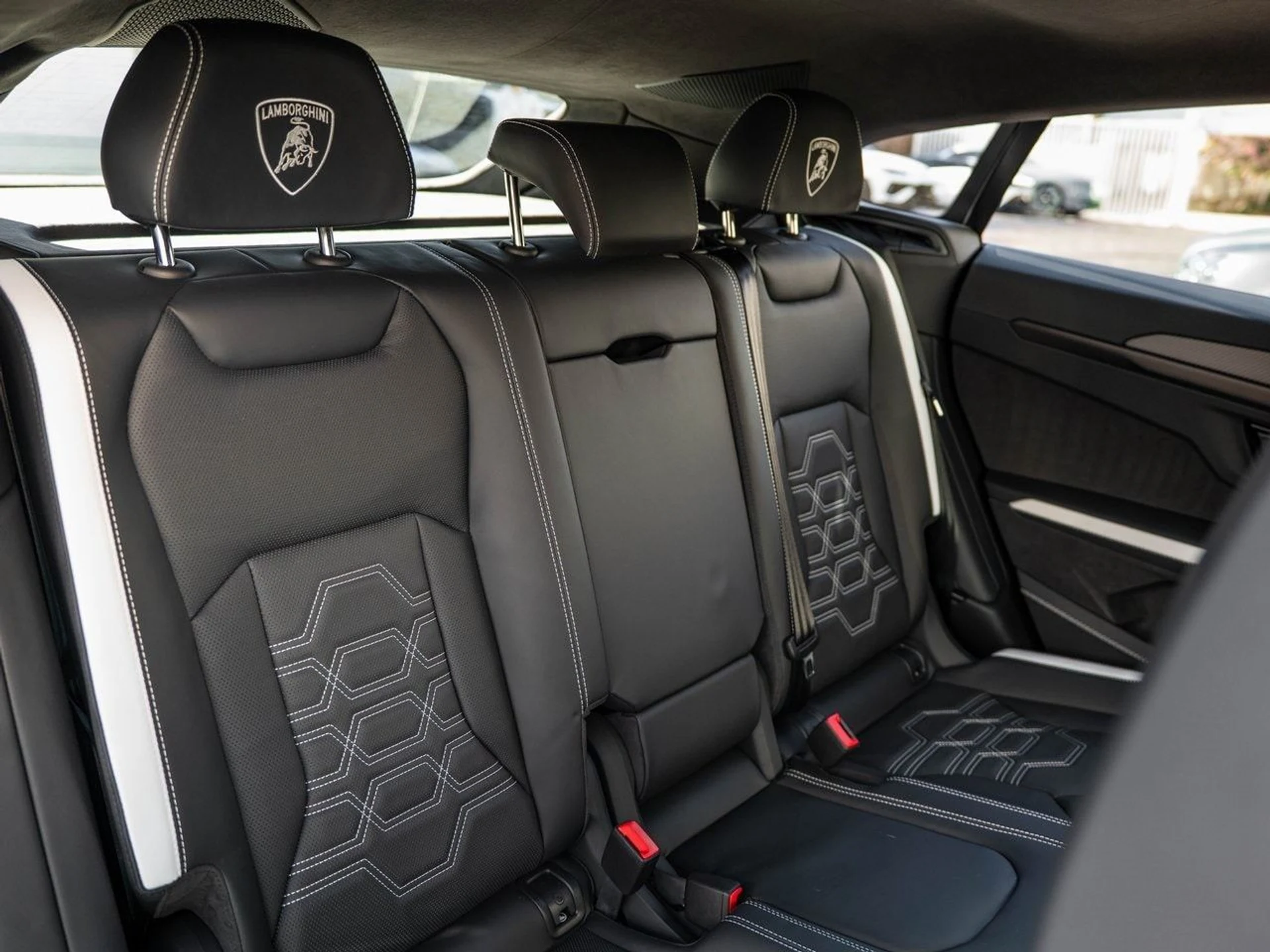 mph026_1021489027_8f5b9e5946933bd39a98809c2a34b1b5x_7abe33ce18