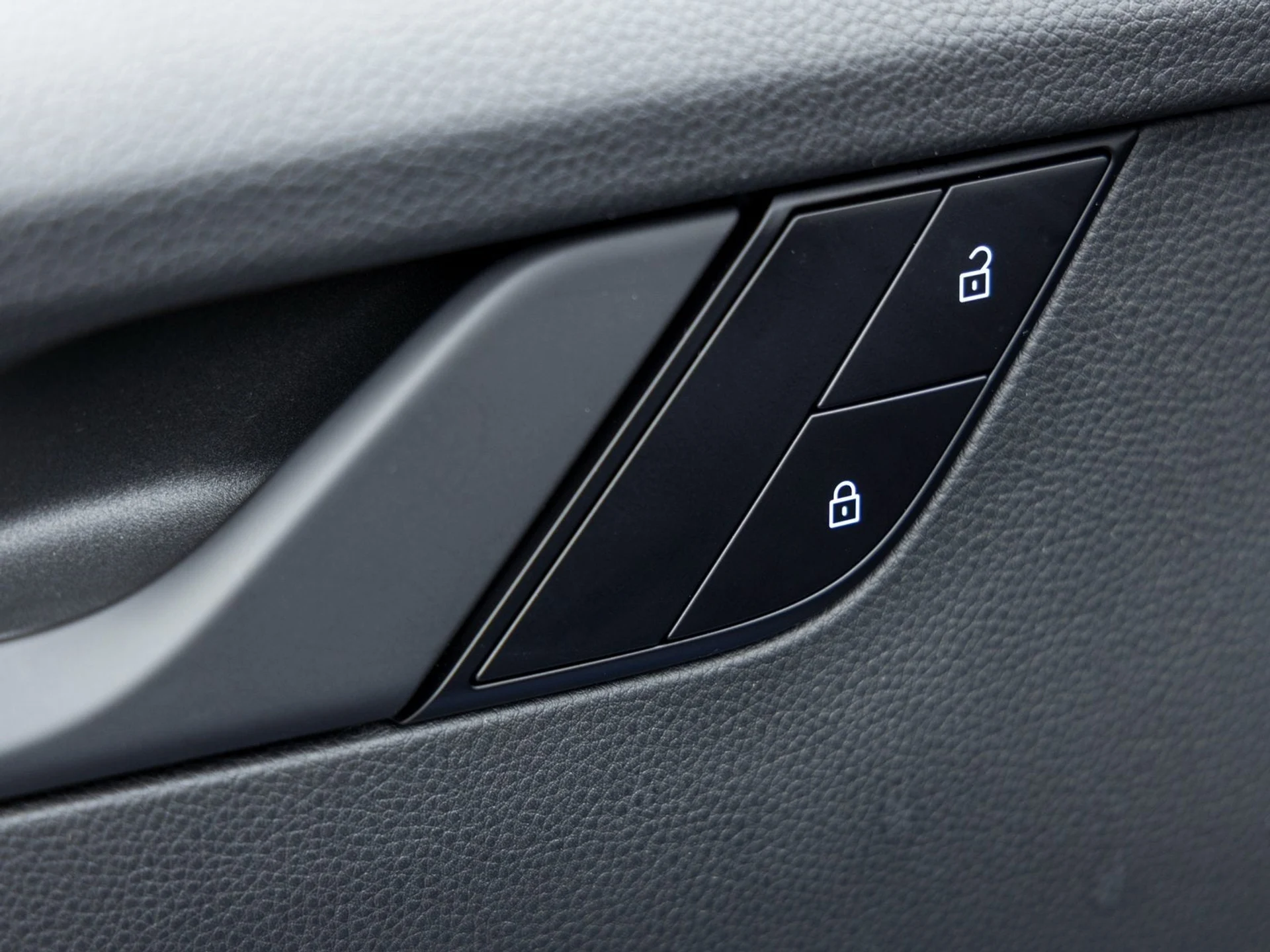 mph026_1023195173_27_bf3d2a93c2