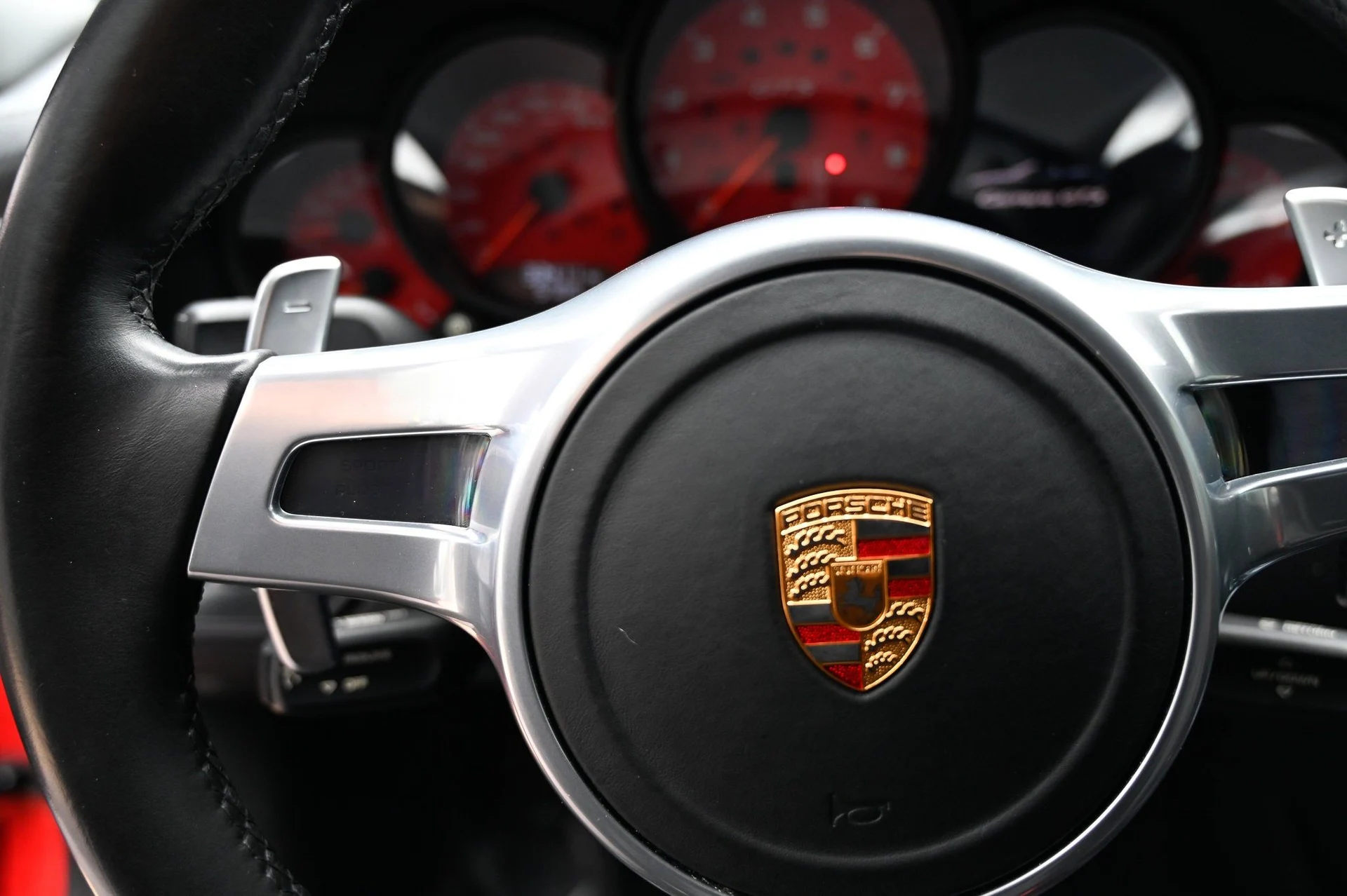 mph026_1026862947_d33d9f8a83e14f91bda6e47bf5707270_b4cdb30525