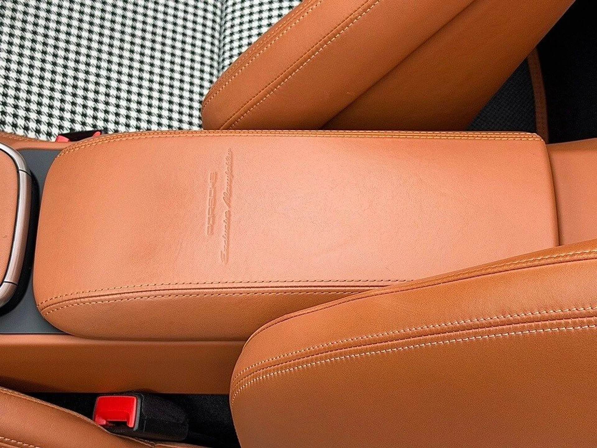 mph026_1037509169_0c4d5bb16536738323f5862b04f9bd2cx_9d2462840f