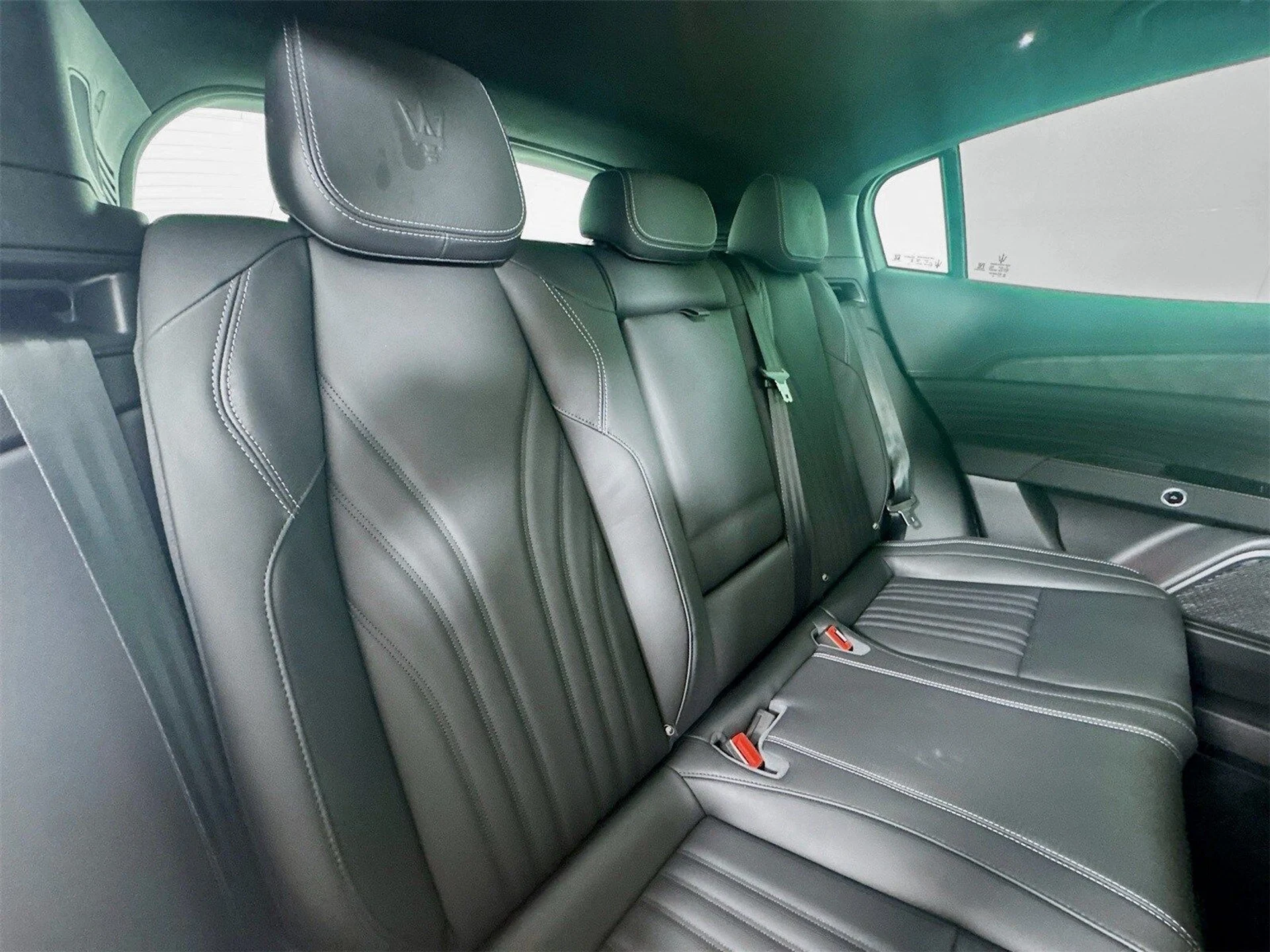 mph026_1037777089_b3d9aebc8ed9aece3e178cdc54d2e629x_9b152694be