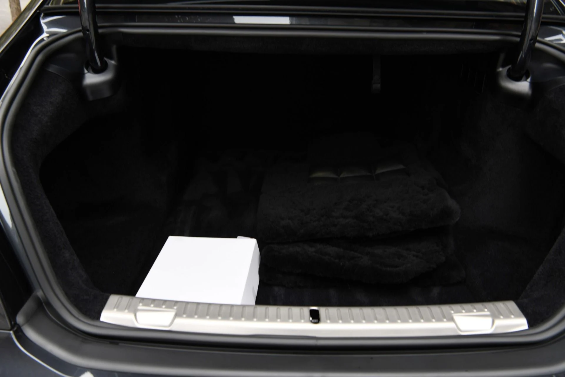 mph026_1038557592_11295_p28_l_2df44580d8