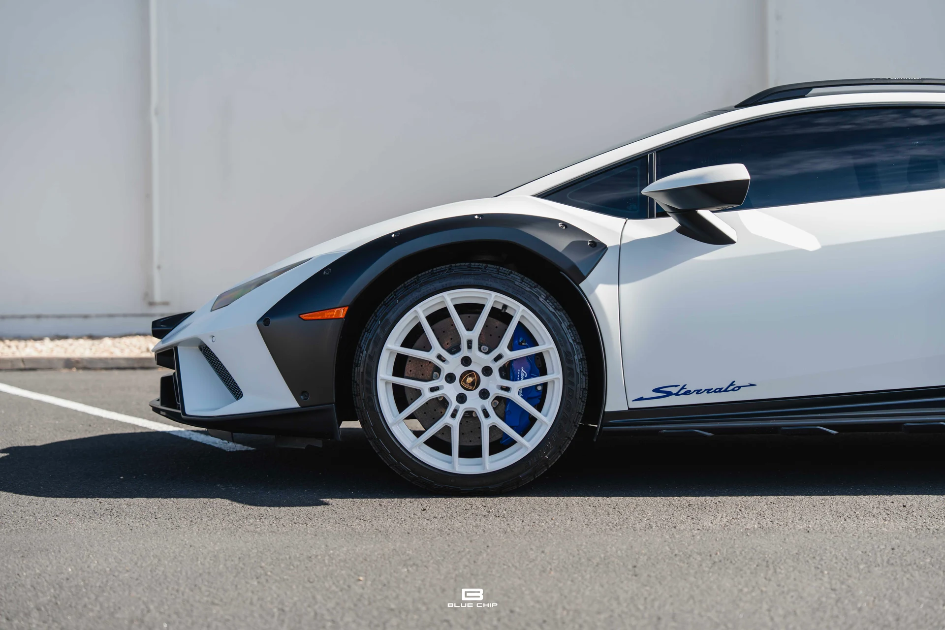 mph026_1043259899_6a31cff814d337da8af9b60c_2024_Lamborghini_Huracan_Sterrato_27_085db8efe7