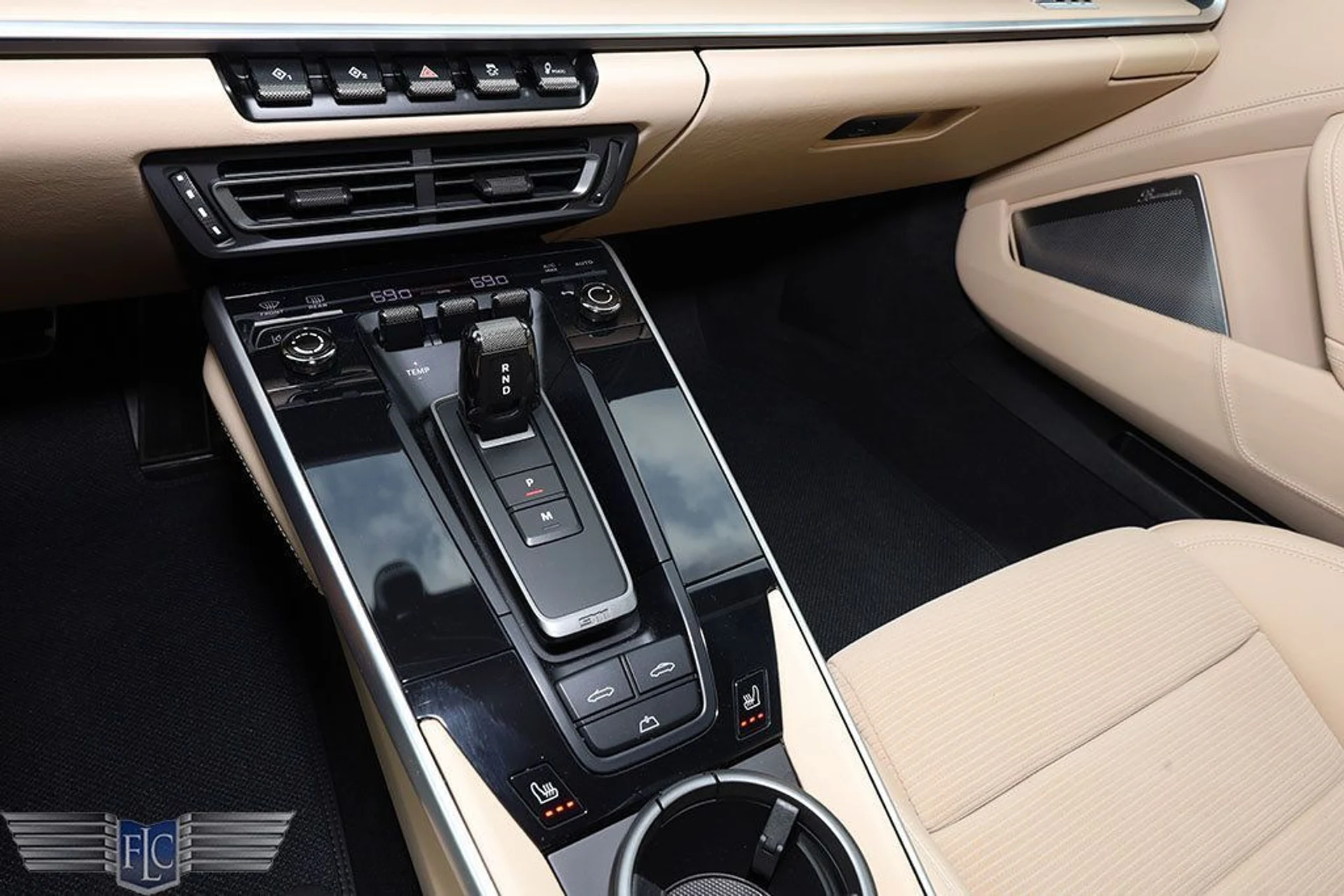 mph026_1045293803_used_2024_porsche_911_turboscabriolet_6305_22389429_27_1024_fa35e574fe