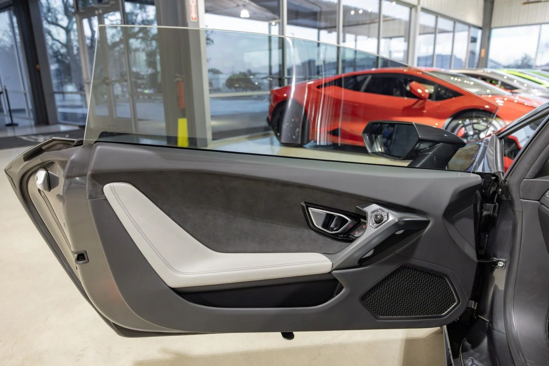 mph026_1052577569_x_A_ada36e2573