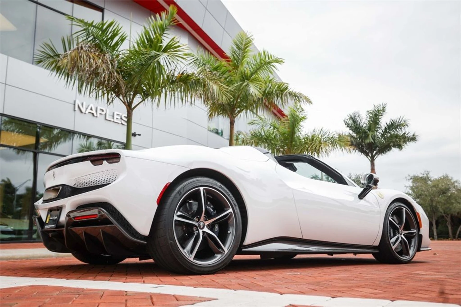 mph026_105562501_4964b870e961ac42acef406dbbd7391a_f1150b24ff