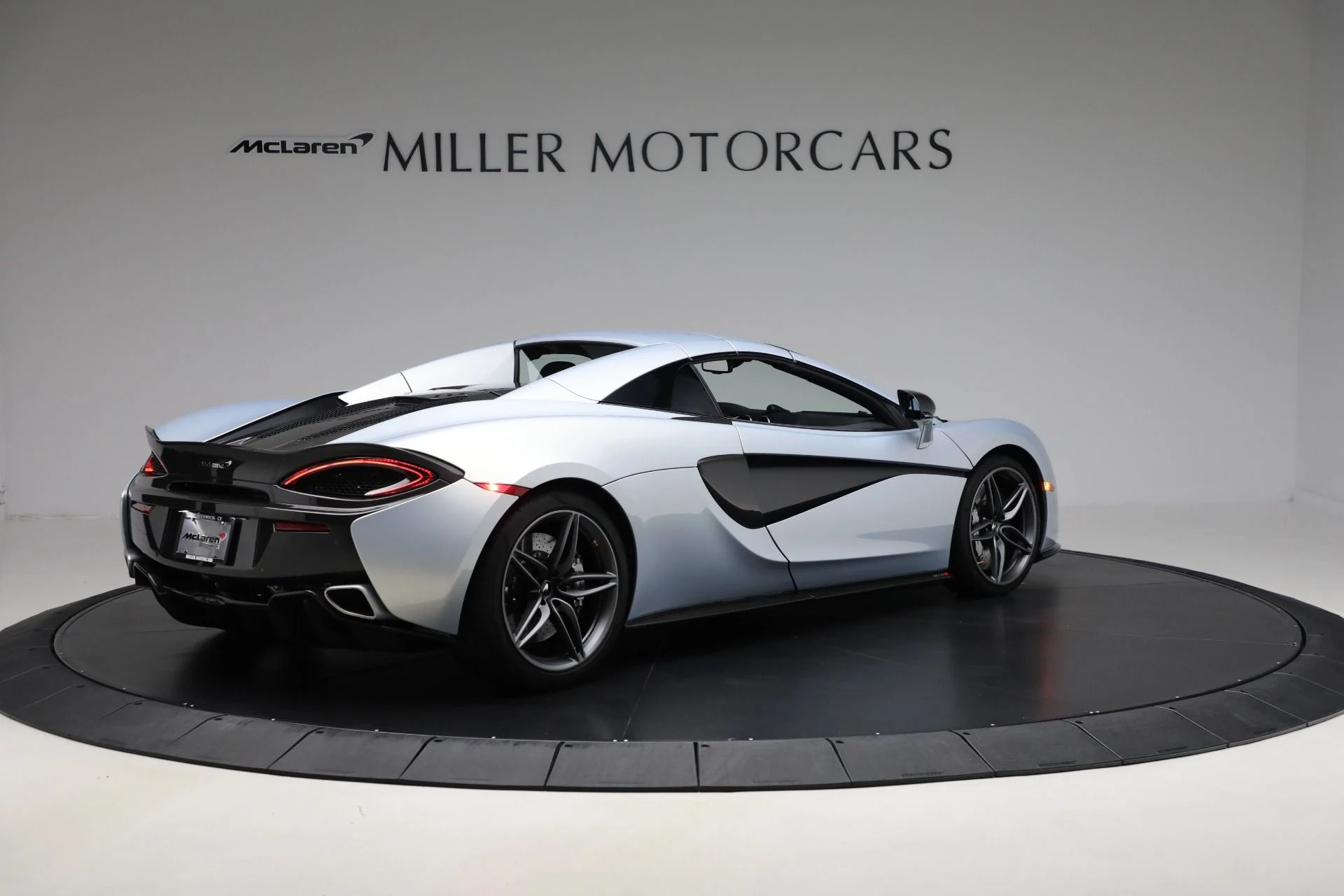 mph026_1058052171_Used_2020_Mc_Laren_570_S_Spider_Convertible_cc23866eb0