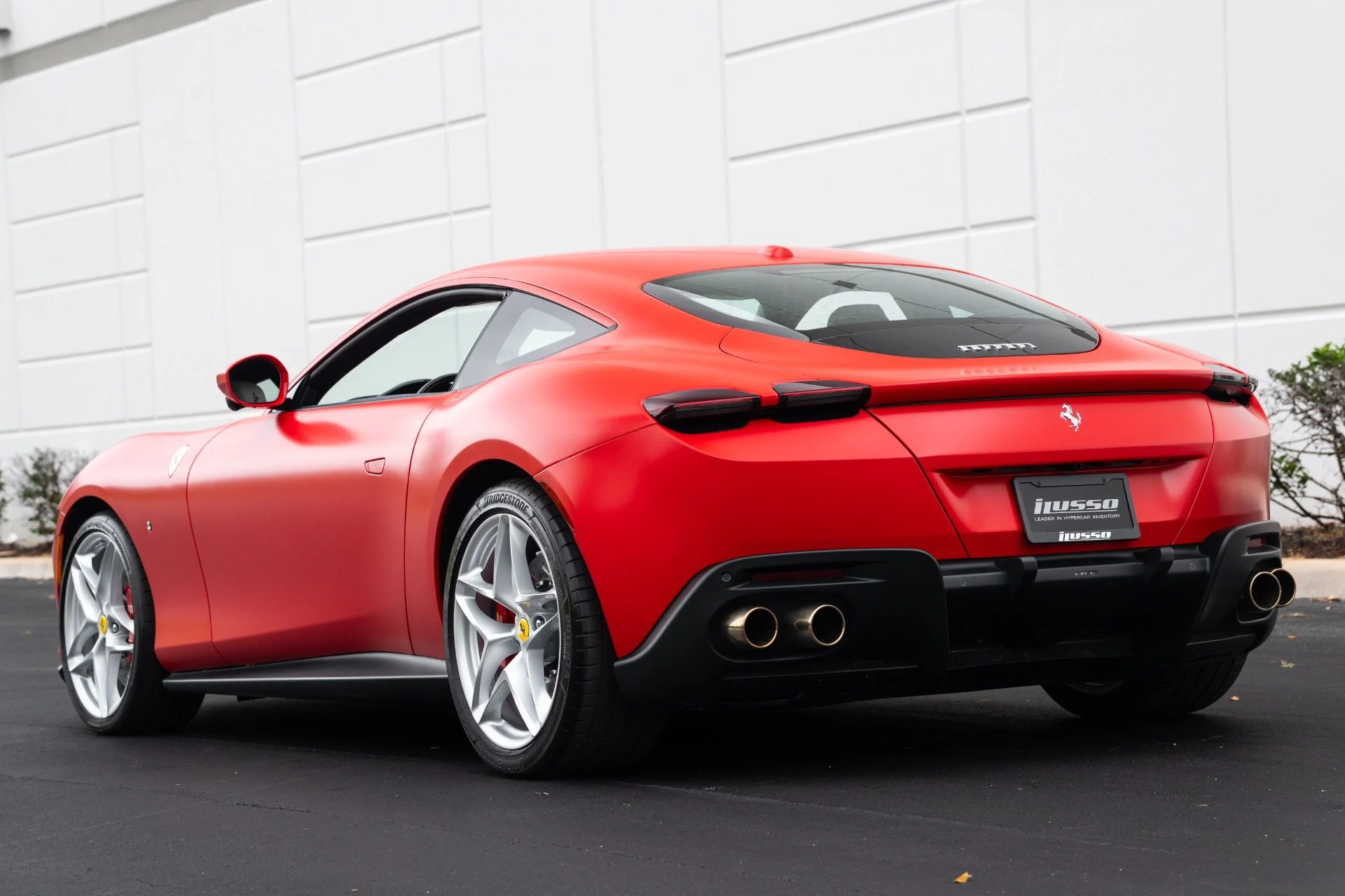 mph026_1064144841_Used_2023_Ferrari_Roma_1777005512_179c59e773