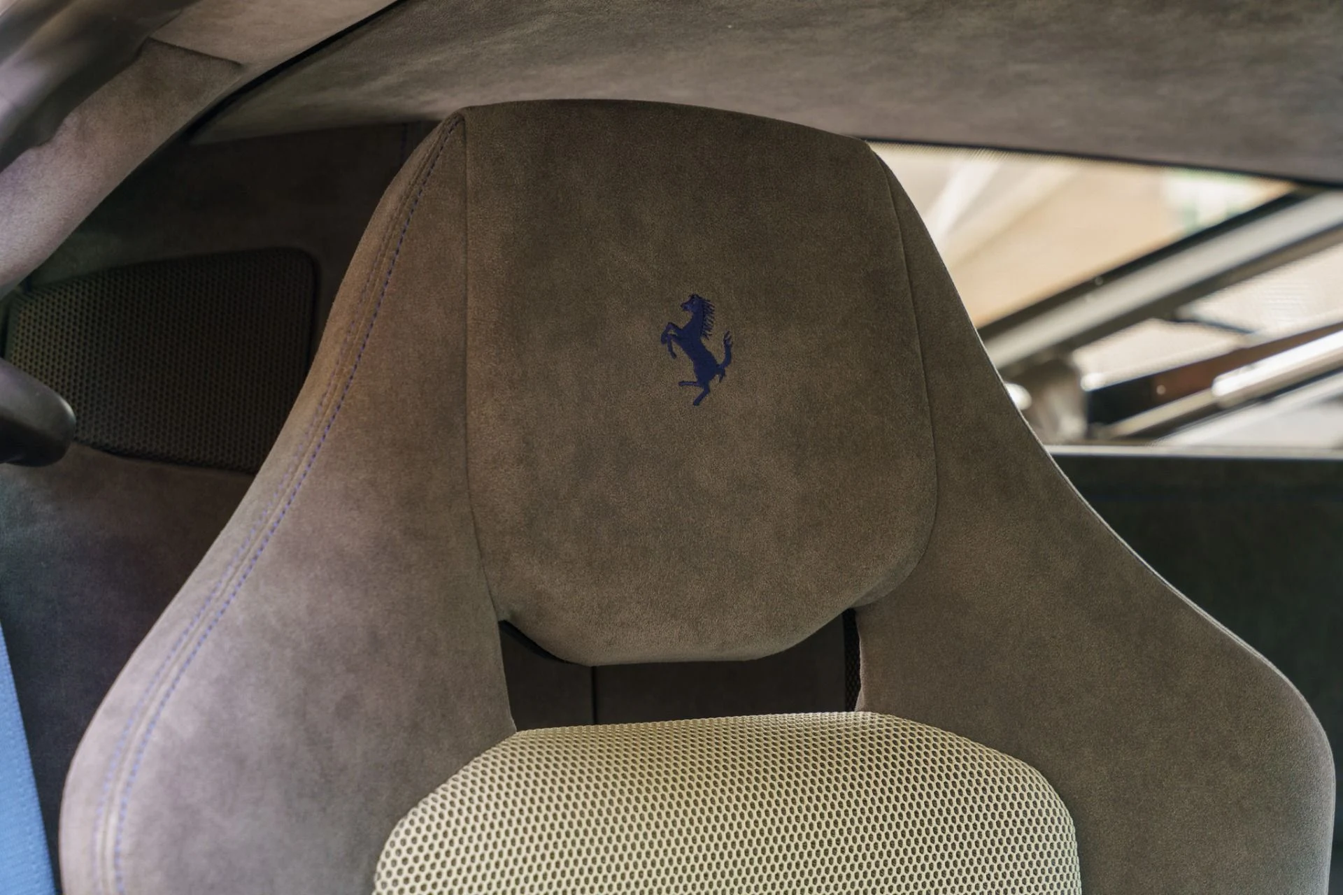 mph026_1066147000_Used_2015_Ferrari_458_Speciale_1754332080_812e11e2ba