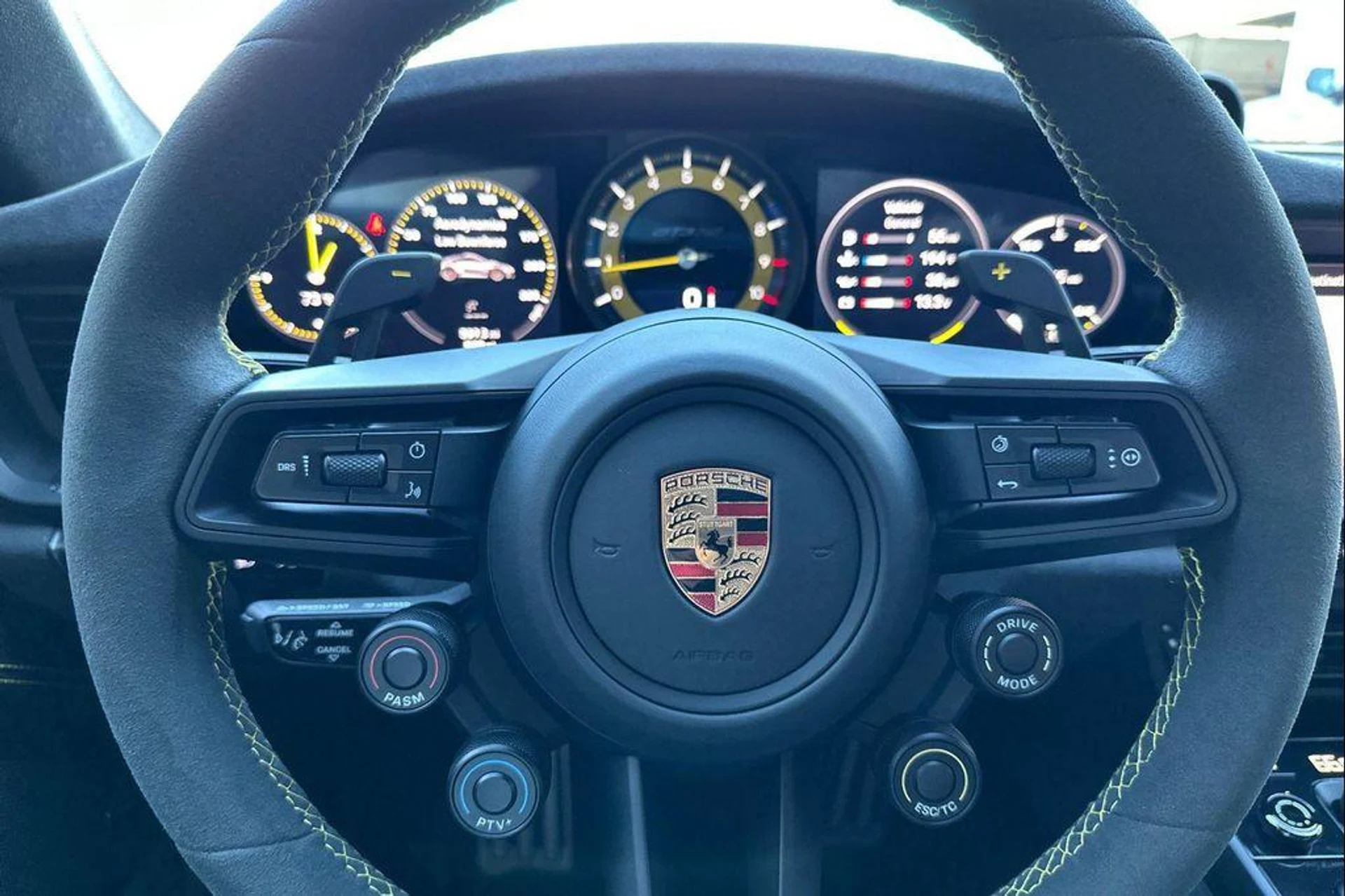 mph026_106667012_s_L_Qa0_IVEB_6xs3_e_Vk_W_Zhzo_Ne_Io_45a675f099