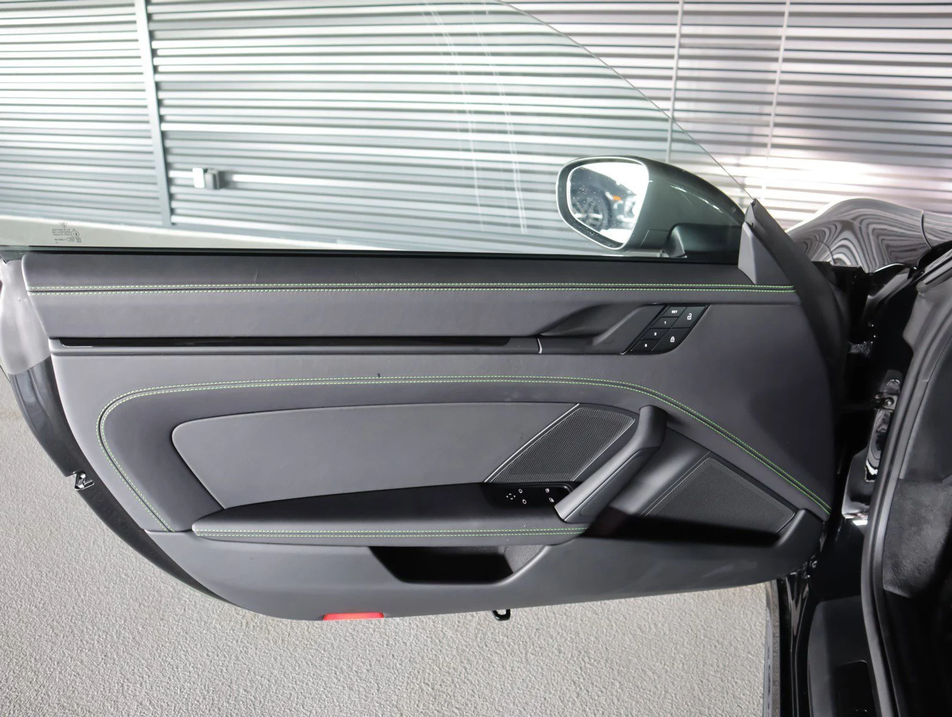 mph026_1071675867_725fd8dae765b9c00c84a4613bcb096e_e427da6d08