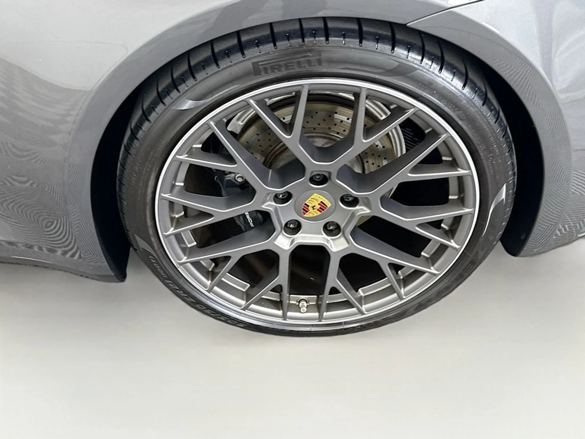 mph026_1072629688_used_2021_porsche_911_carreracoupe_8119_22991528_27_1024_1703ad713a