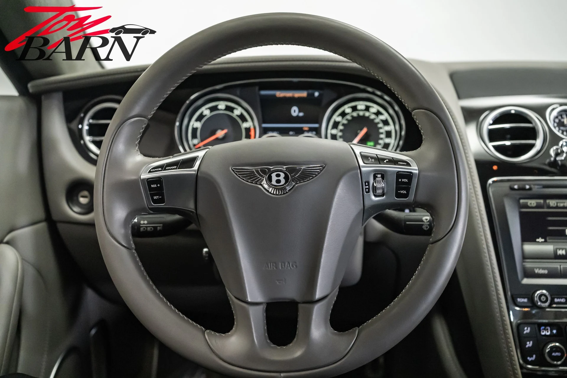 mph026_1073105025_dc5db3f0b0f38b90867800f7ee8e8648x_7195384113