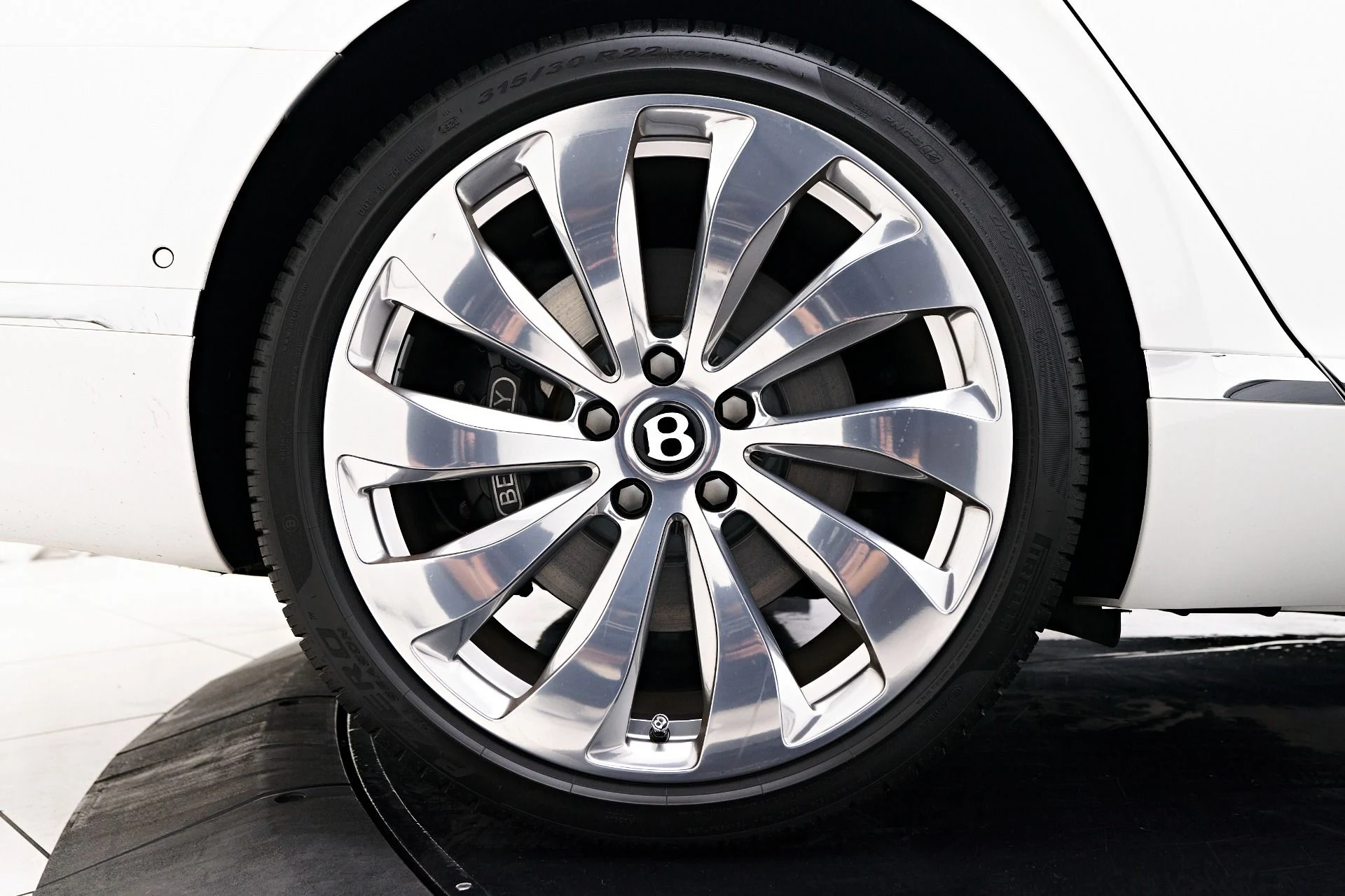 mph026_1073250958_Used_2021_Bentley_Flying_Spur_V8_1755391879_95516ac262