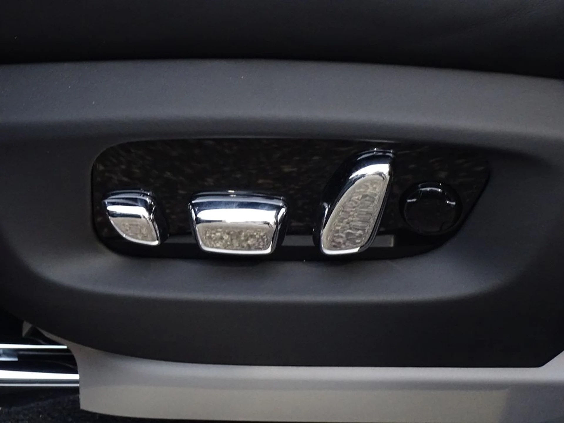 mph026_1074089226_54376966fb0a0d2ee48273a8770484dex_ffb0ceae5e