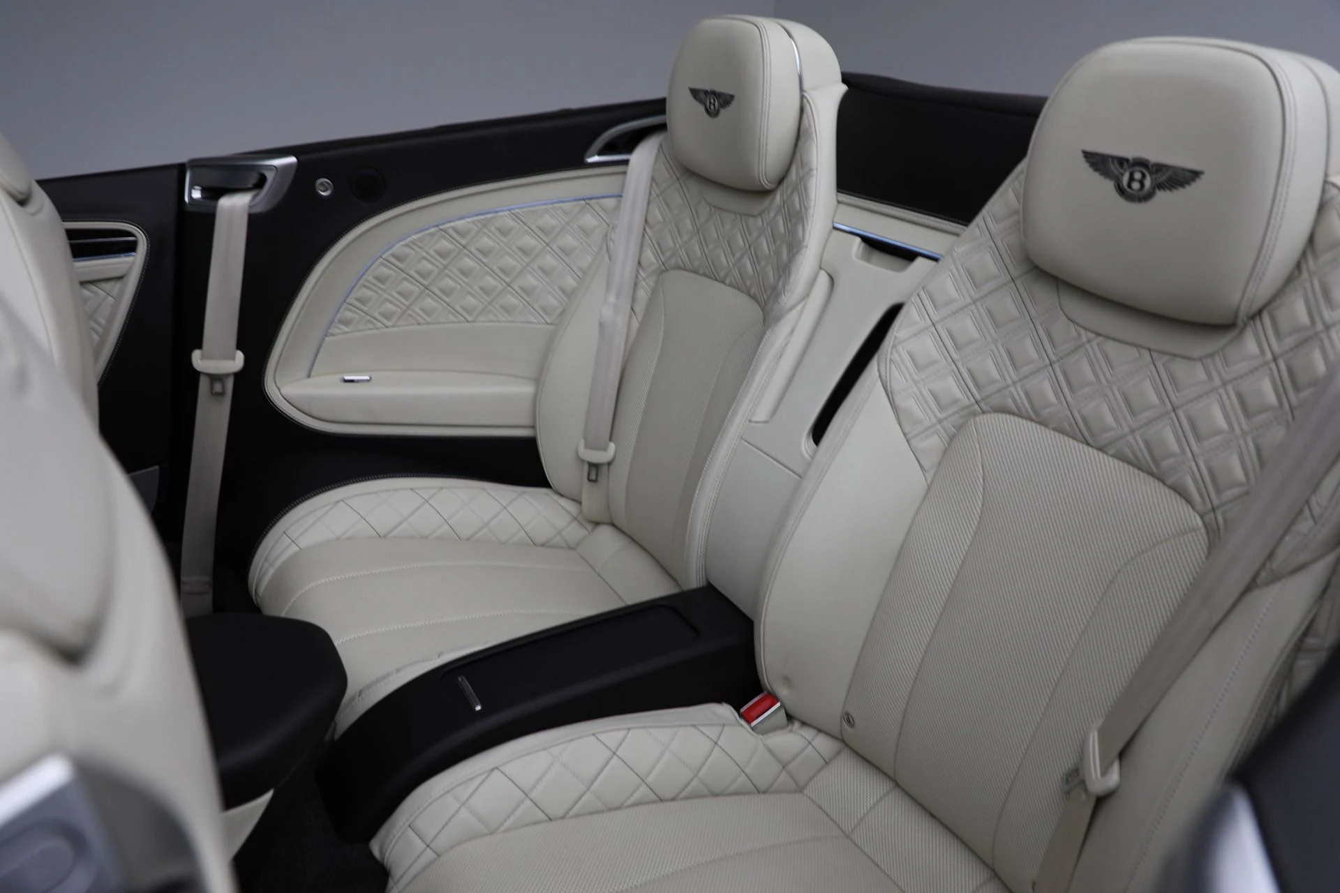 mph026_1074240246_Used_2020_Bentley_Continental_GTC_First_Edition_1763761224_d778738e82