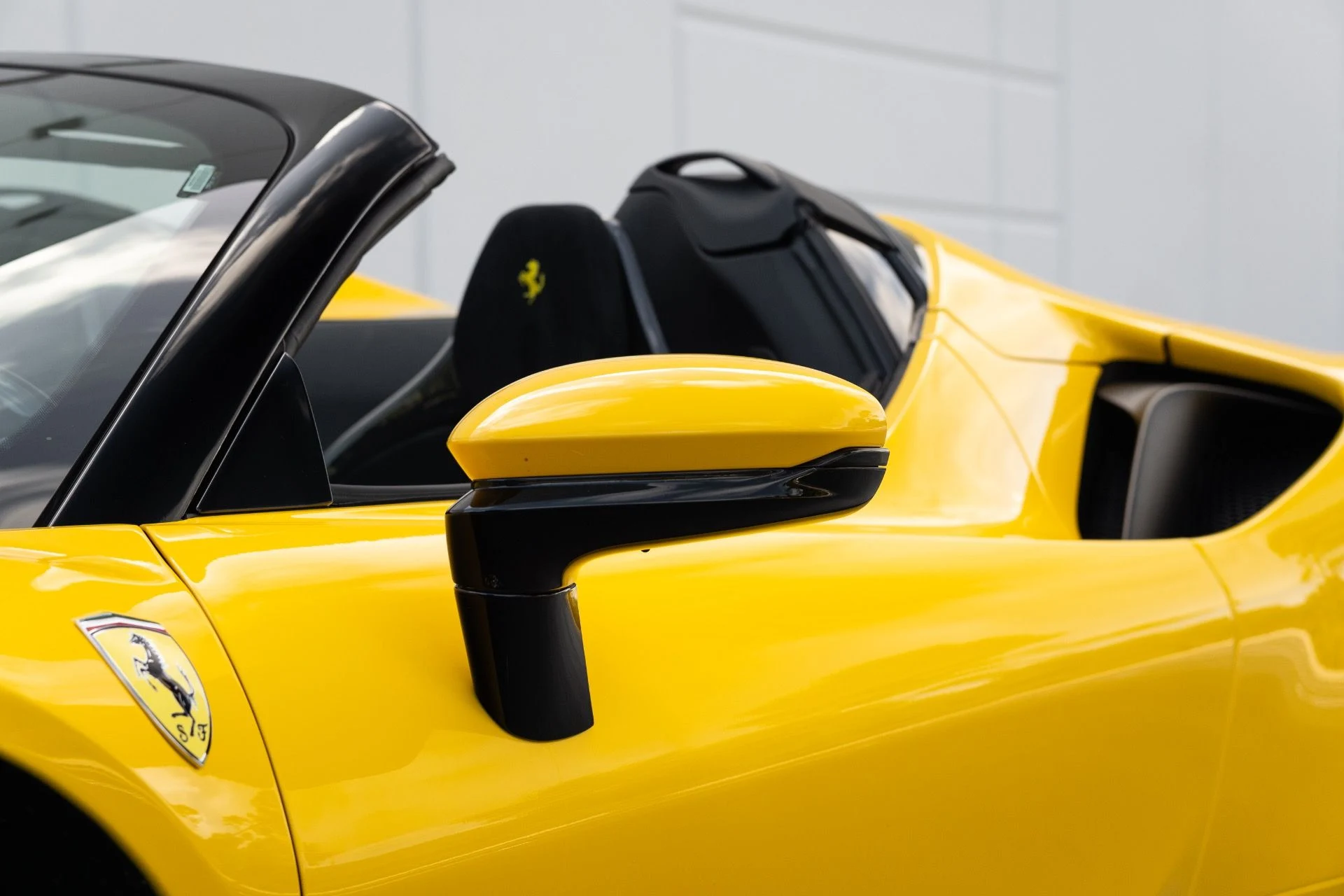 mph026_1075722837_Used_2025_Ferrari_SF_90_Spider_1772646640_1630416ddd