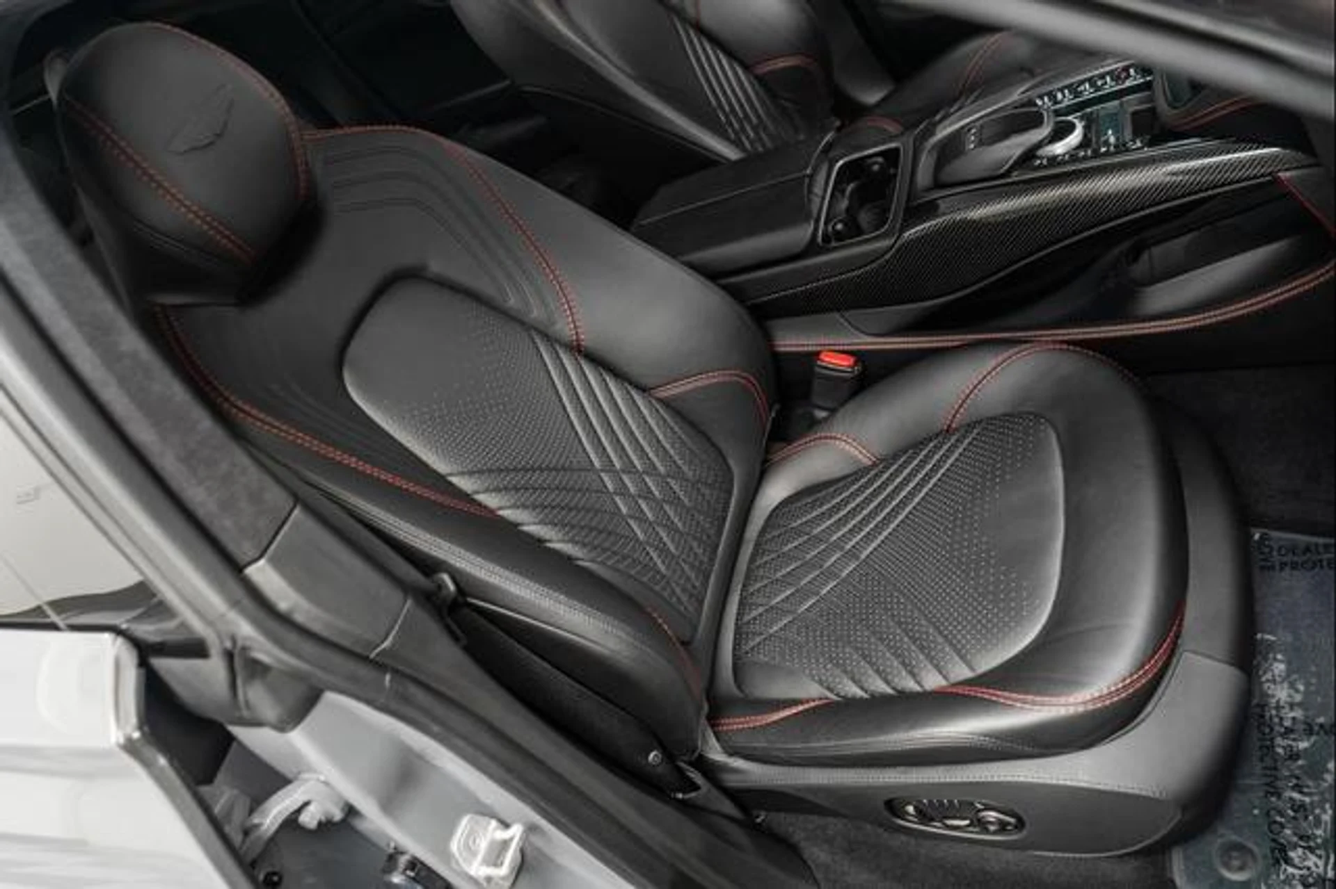 mph026_1091064624_9g3_h_J99z9_Txyx_ZP_Jom_Lr_Ni_XWCU_4f6a7155ec