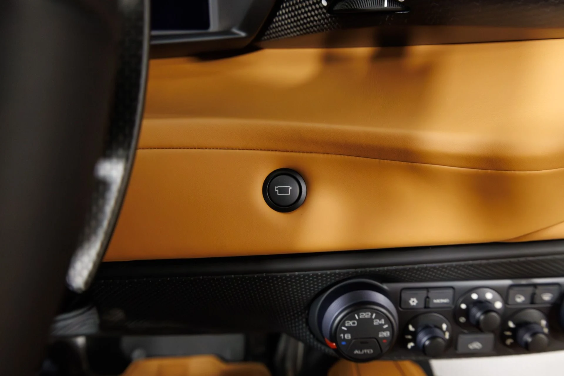 mph026_1092469436_Used_2020_Ferrari_488_Pista_1774991845_818aa92bc3