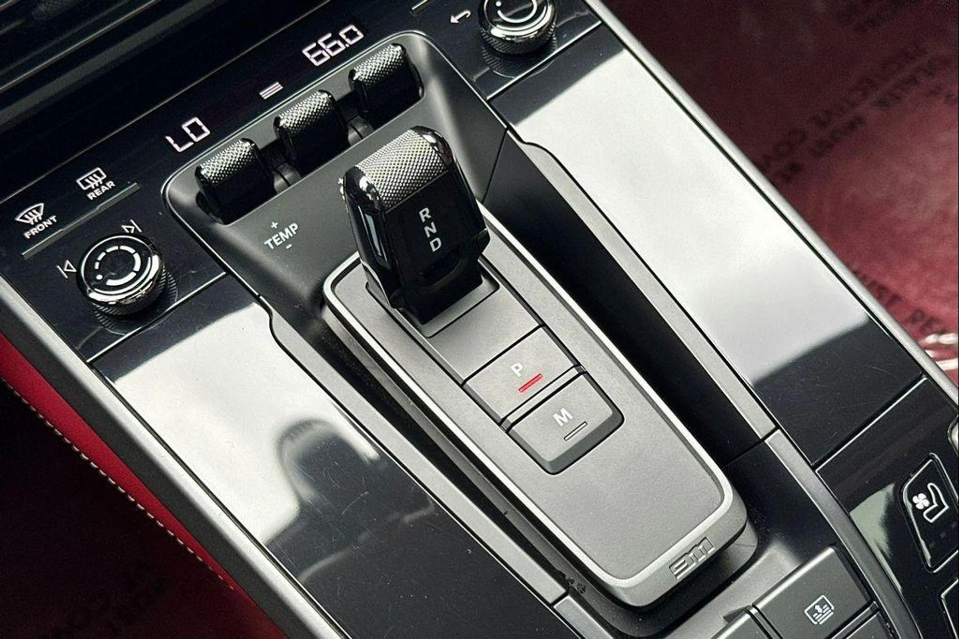 mph026_109282590_N8_O6ab_Avxl_I_Xkdjt_M_Yuh5ok_T5v_Y_9db4f4faef