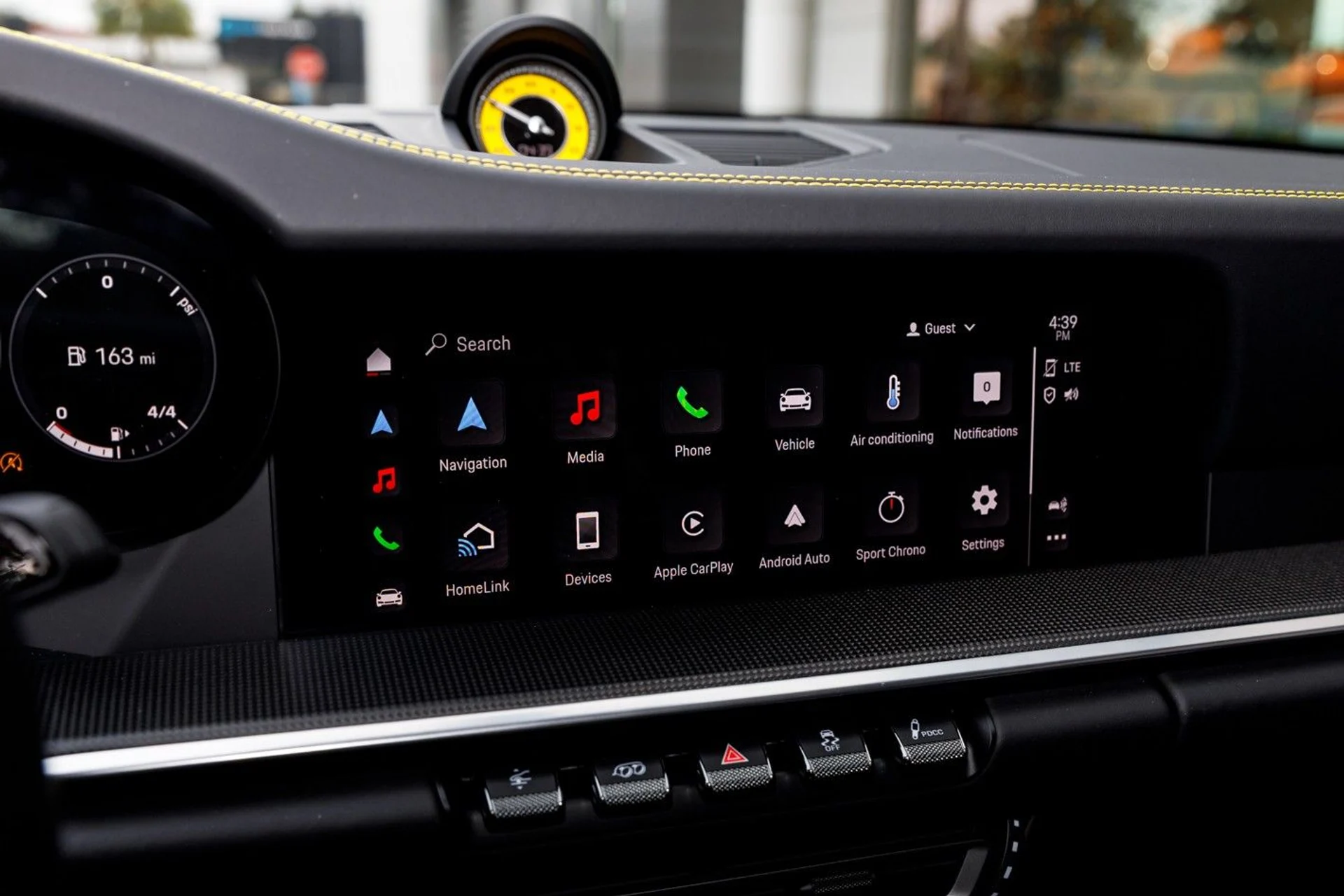 mph026_1098774394_622_p27_l_d4f482cc51