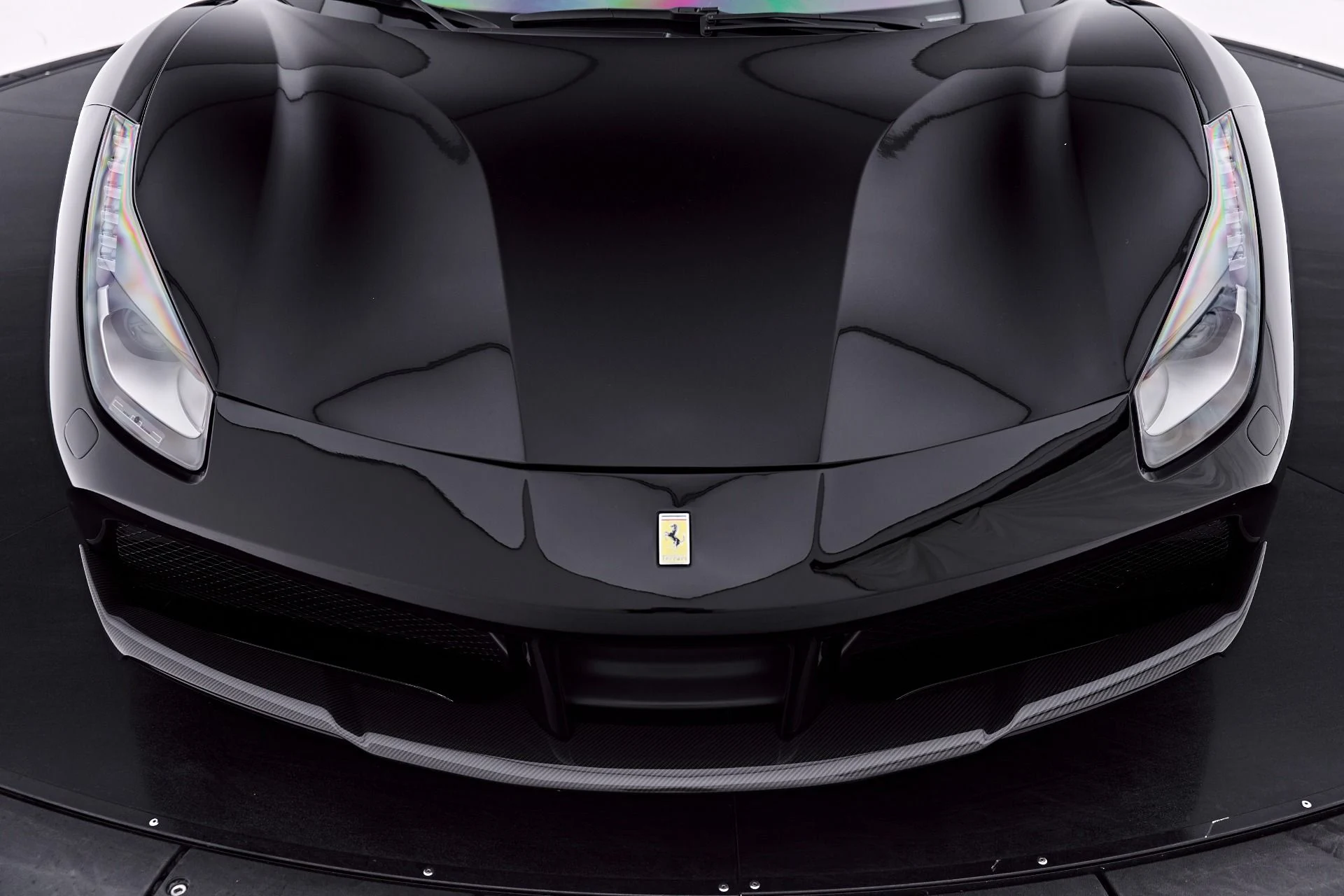 mph026_1101795701_Used_2018_Ferrari_488_Spider_Base_1786671643_53f93a68b0