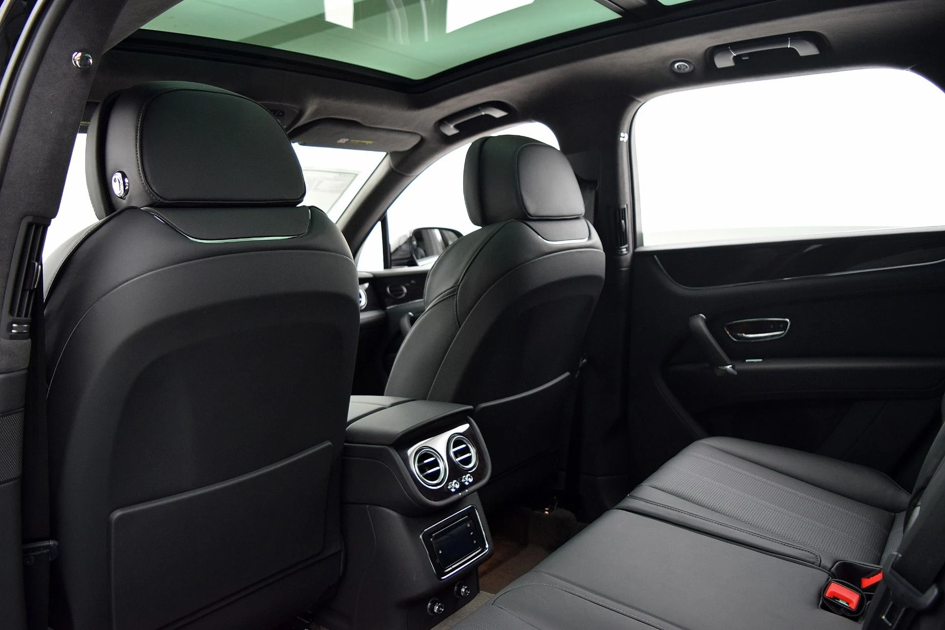 mph026_1101830898_Used_2019_Bentley_Bentayga_V8_27e0b51844