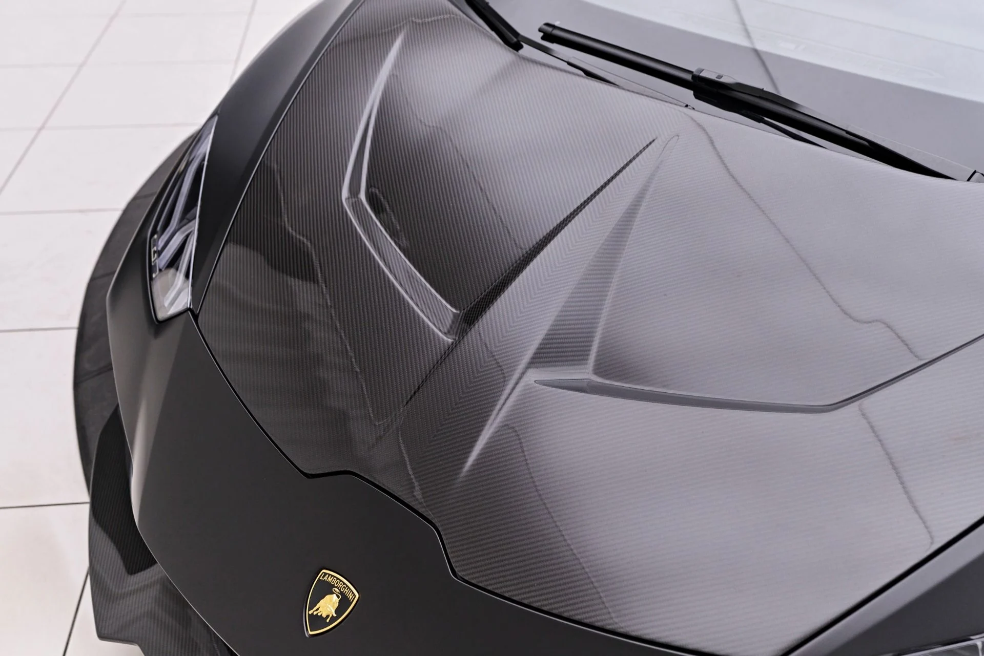 mph026_1104304310_Used_2021_Lamborghini_Huracan_EVO_Base_1758314650_88b055ebb3