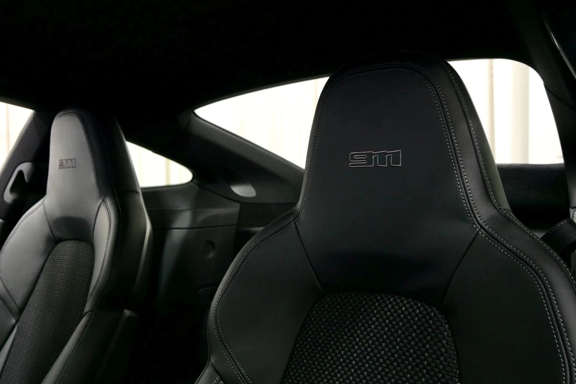 mph026_1105136866_Used_2023_Porsche_911_Carrera_T_PASM_Sport_Suspension_Sport_Exhaust_18_Way_Adaptive_Seats_1763574011_fd399930a0