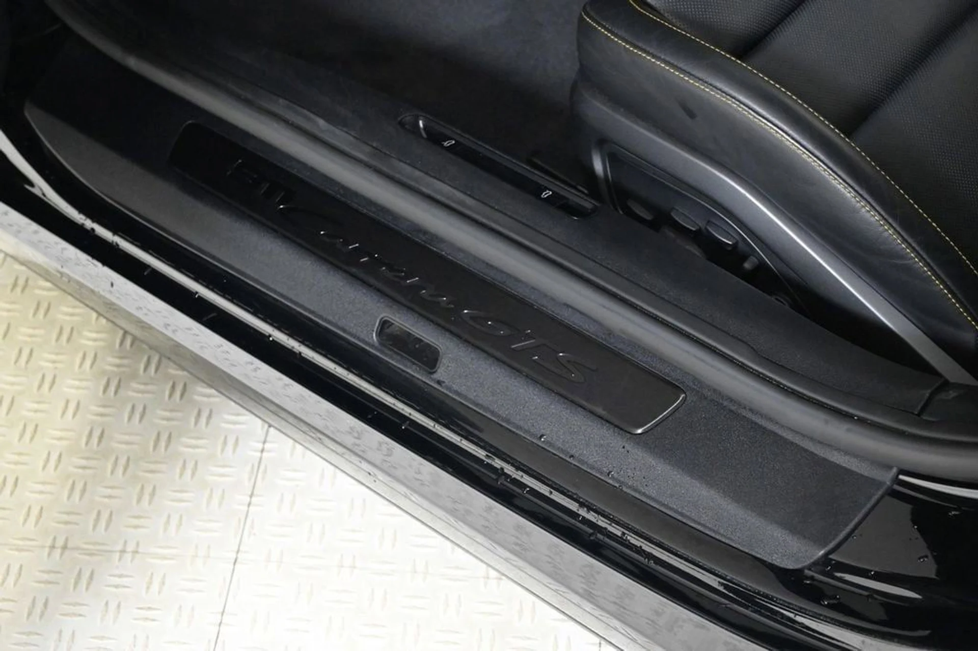 mph026_1110450509_1f403cc527e54610b019a36856306d50_f551bcd8b2